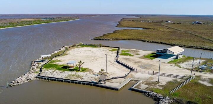 Property Photo: 1071 Mabry TX 77617