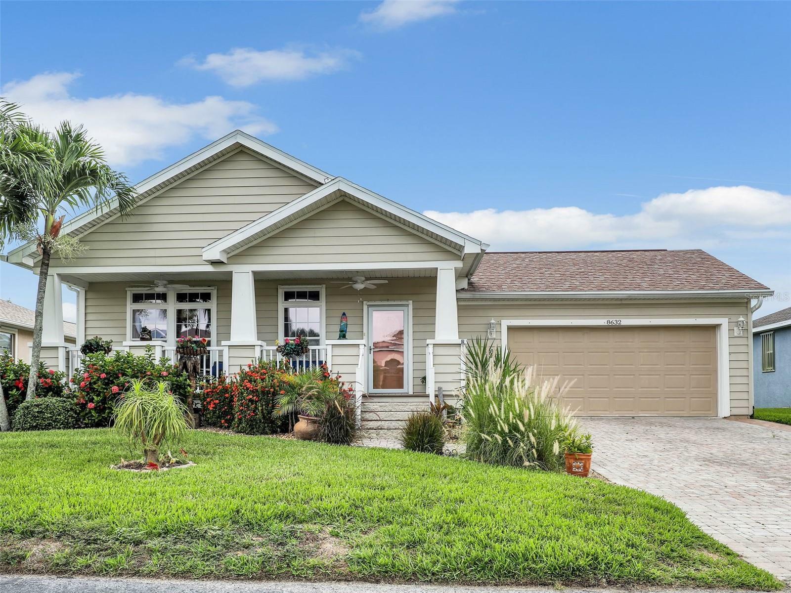 Property Photo:  8632 Lake Front Court  FL 33950 