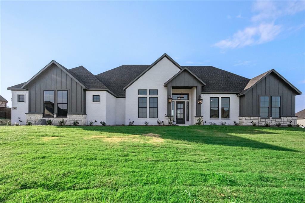 Property Photo:  410 Dove Meadow Trail  TX 75167 