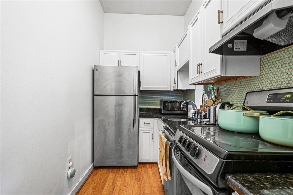 Property Photo:  53 N Mead Street C1  MA 02129 