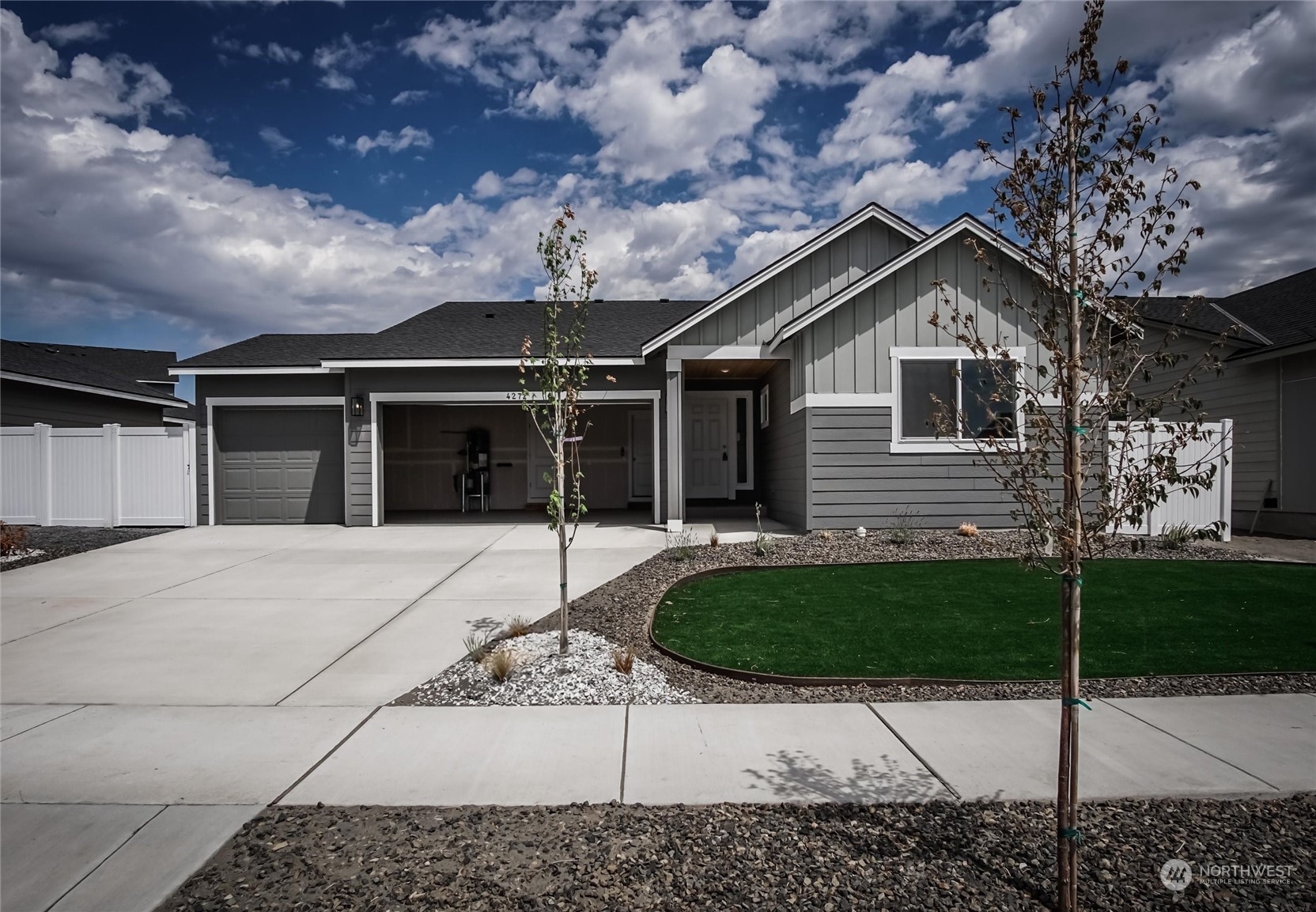 4272 W Bufflehead Boulevard  Moses Lake WA 98837 photo