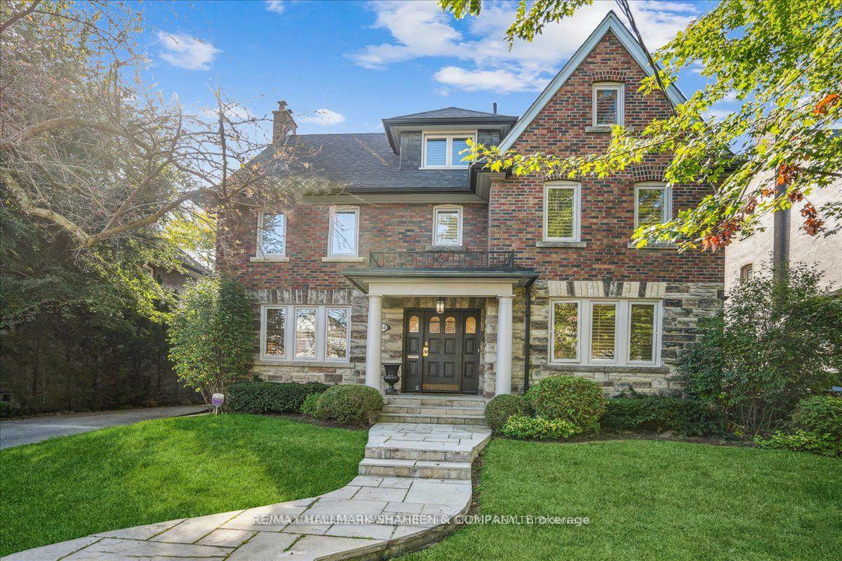 Property Photo:  251 Lytton Boulevard  ON M5N 1R7 