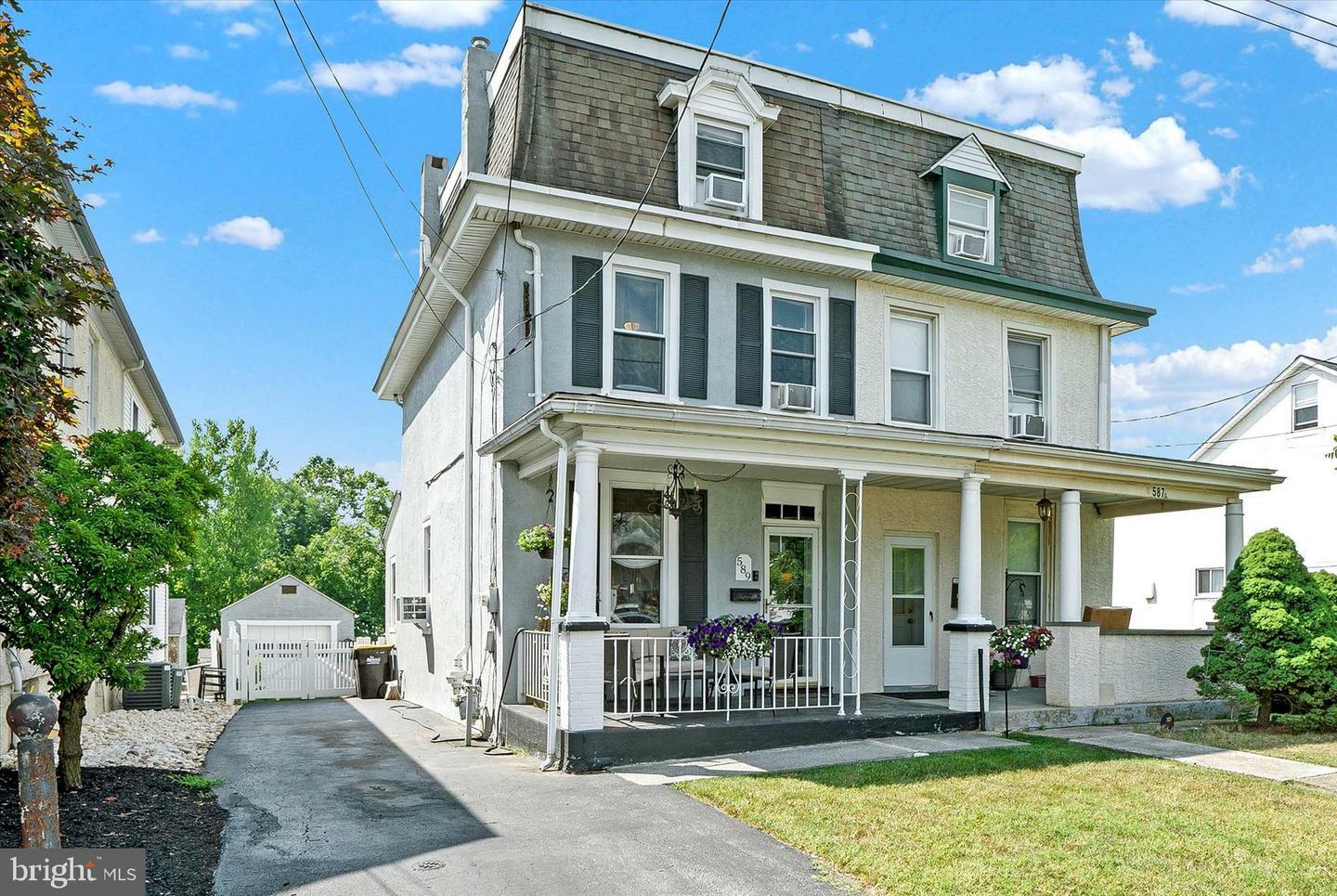 Property Photo:  589 Summit Street  PA 19406 