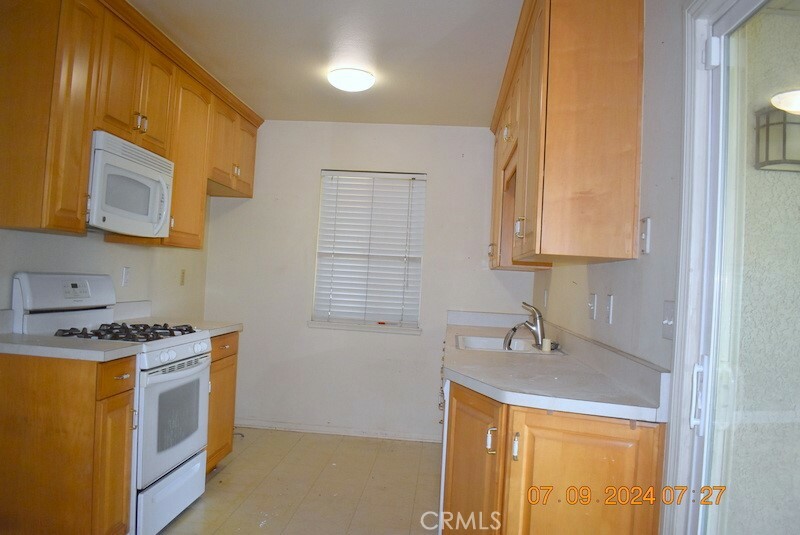 Property Photo:  11945 Rue Way  CA 91739 