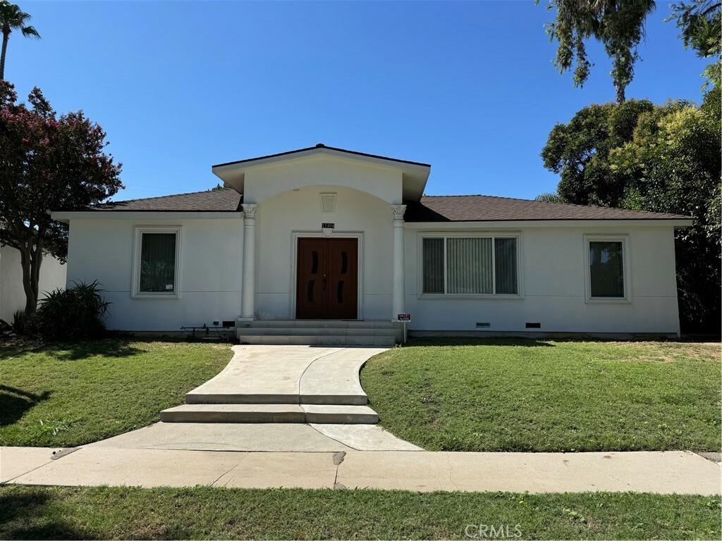 Property Photo:  17404 Martha Street  CA 91316 