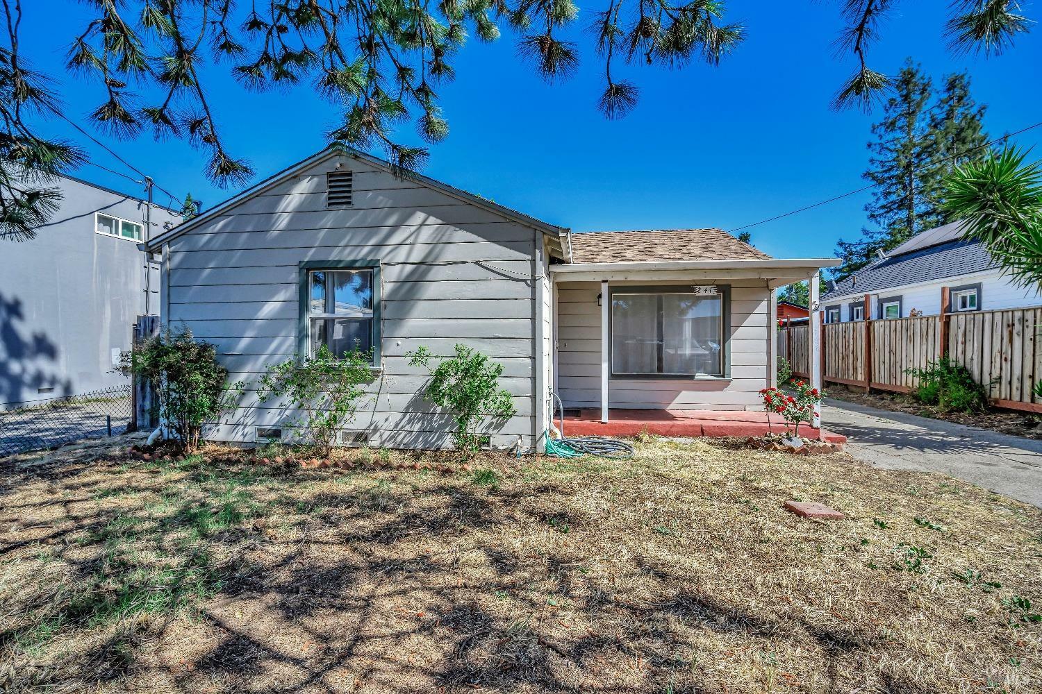 Property Photo:  241 Barham Avenue  CA 95407 