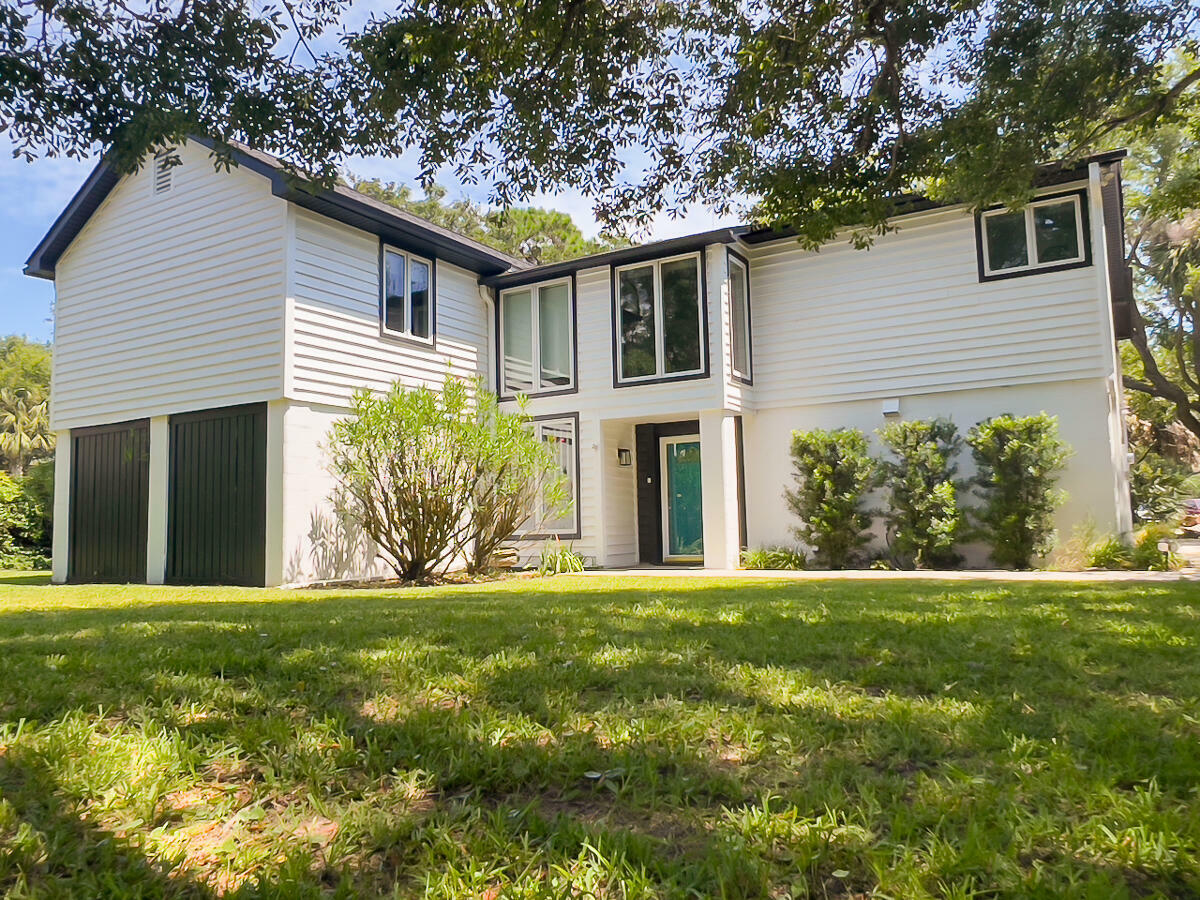 Property Photo:  2901 Middle Street  SC 29482 