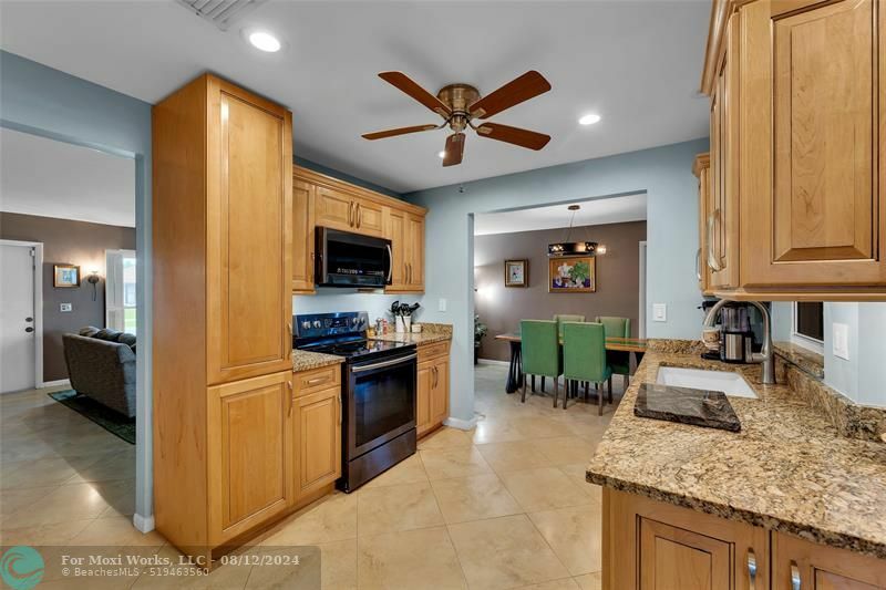 Property Photo:  14750 Summersong Ln  FL 33484 