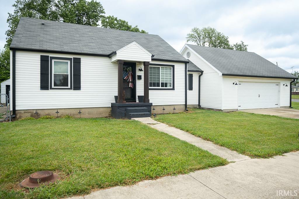 Property Photo:  2828 S 14th Street  IN 47362-1801 