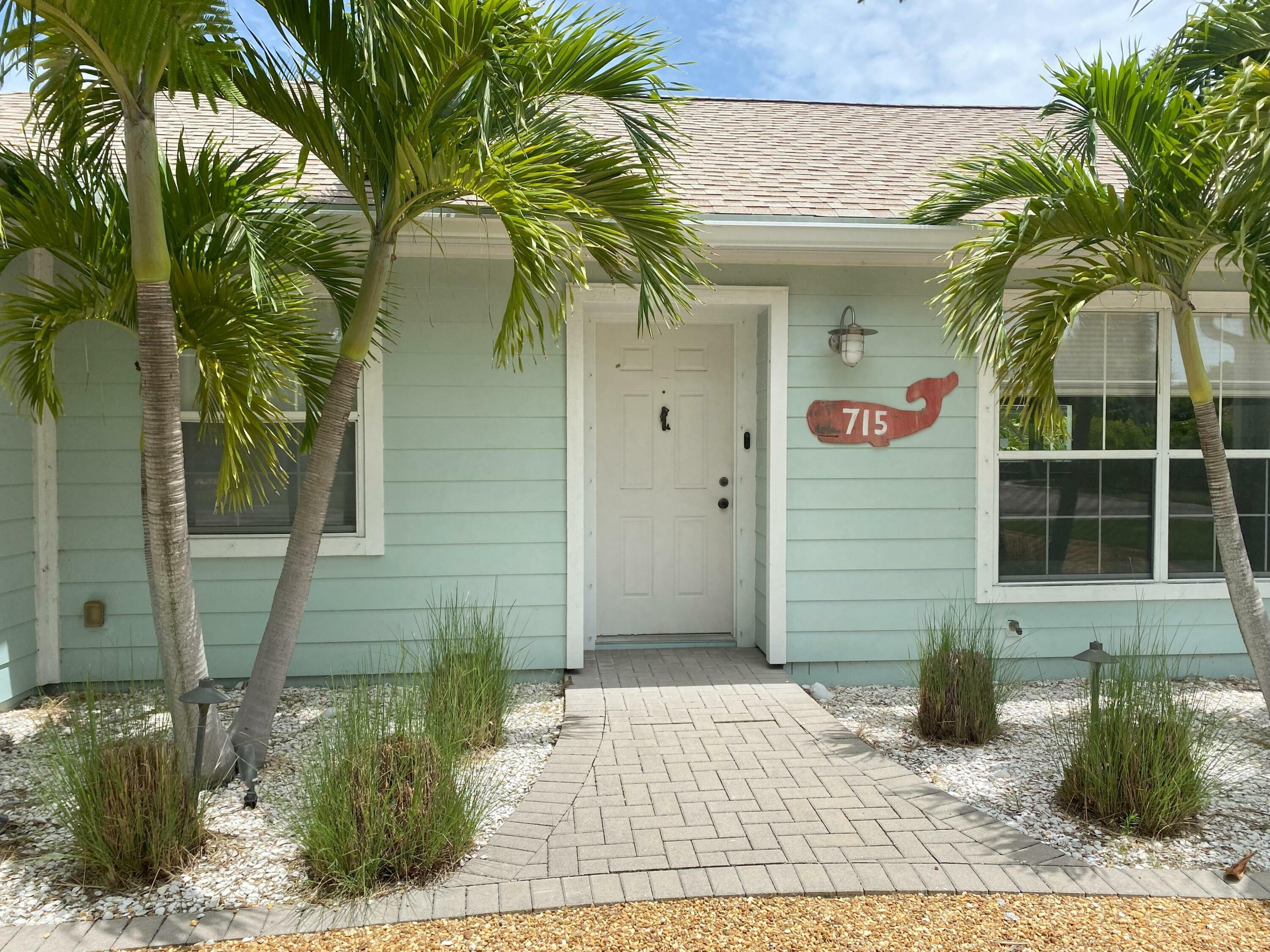 Property Photo:  715 Indian Lilac Road  FL 32963 