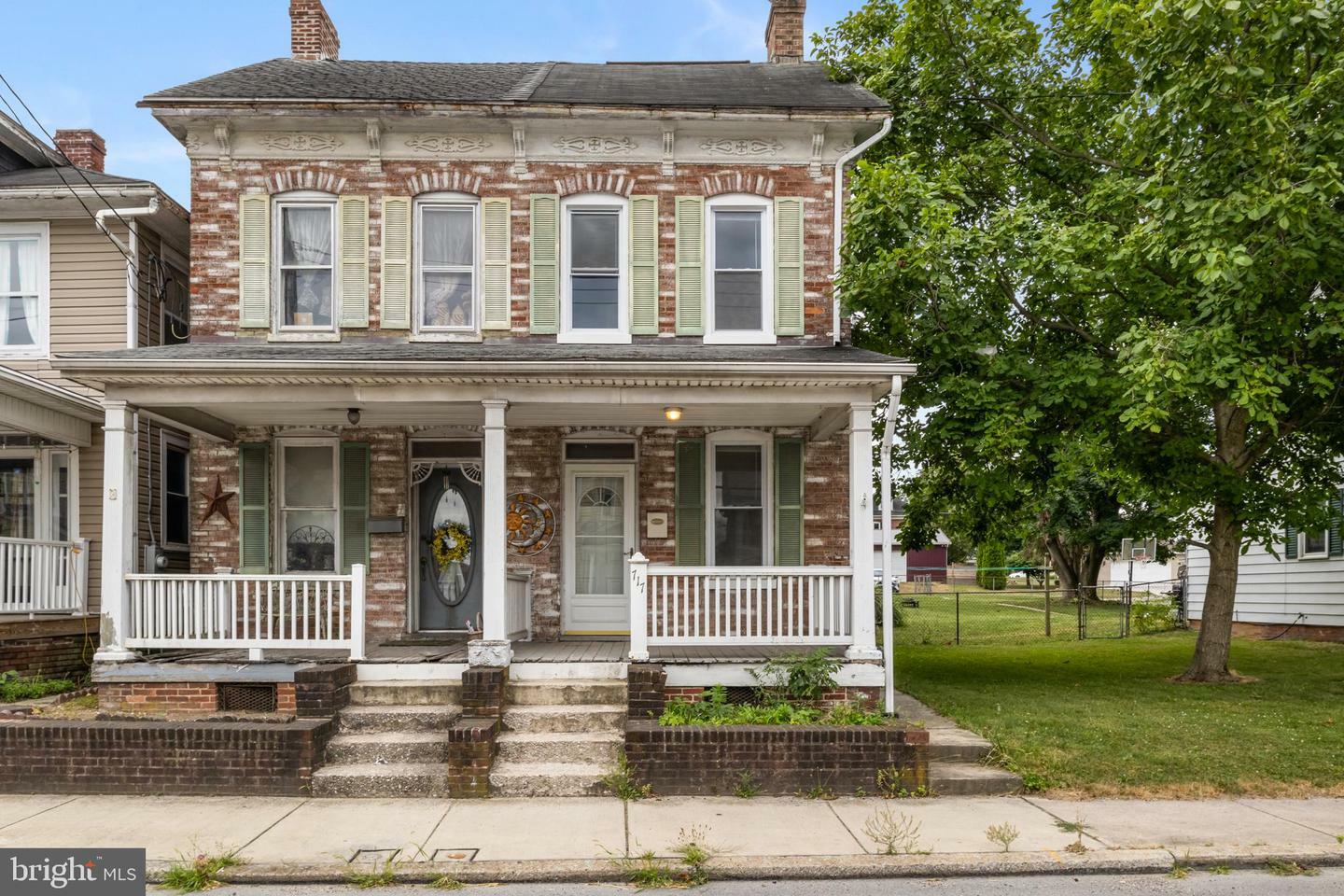 Property Photo:  717 York Street  PA 17331 