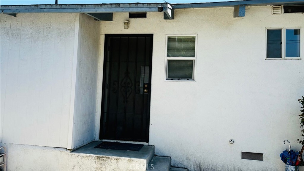 Property Photo: 1916 Elm CA 91803