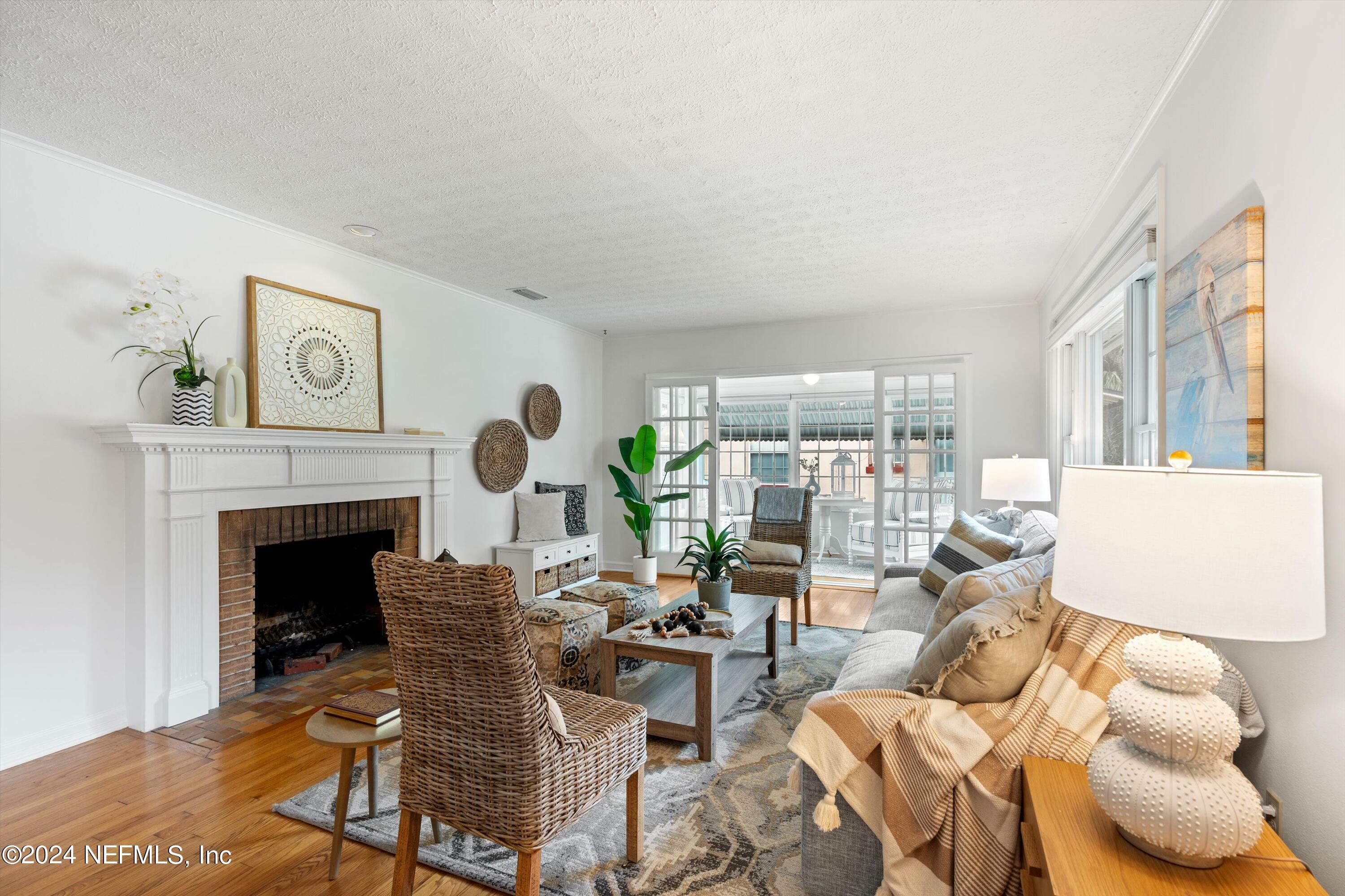 Property Photo: 2755 Green Bay Lane FL 32207