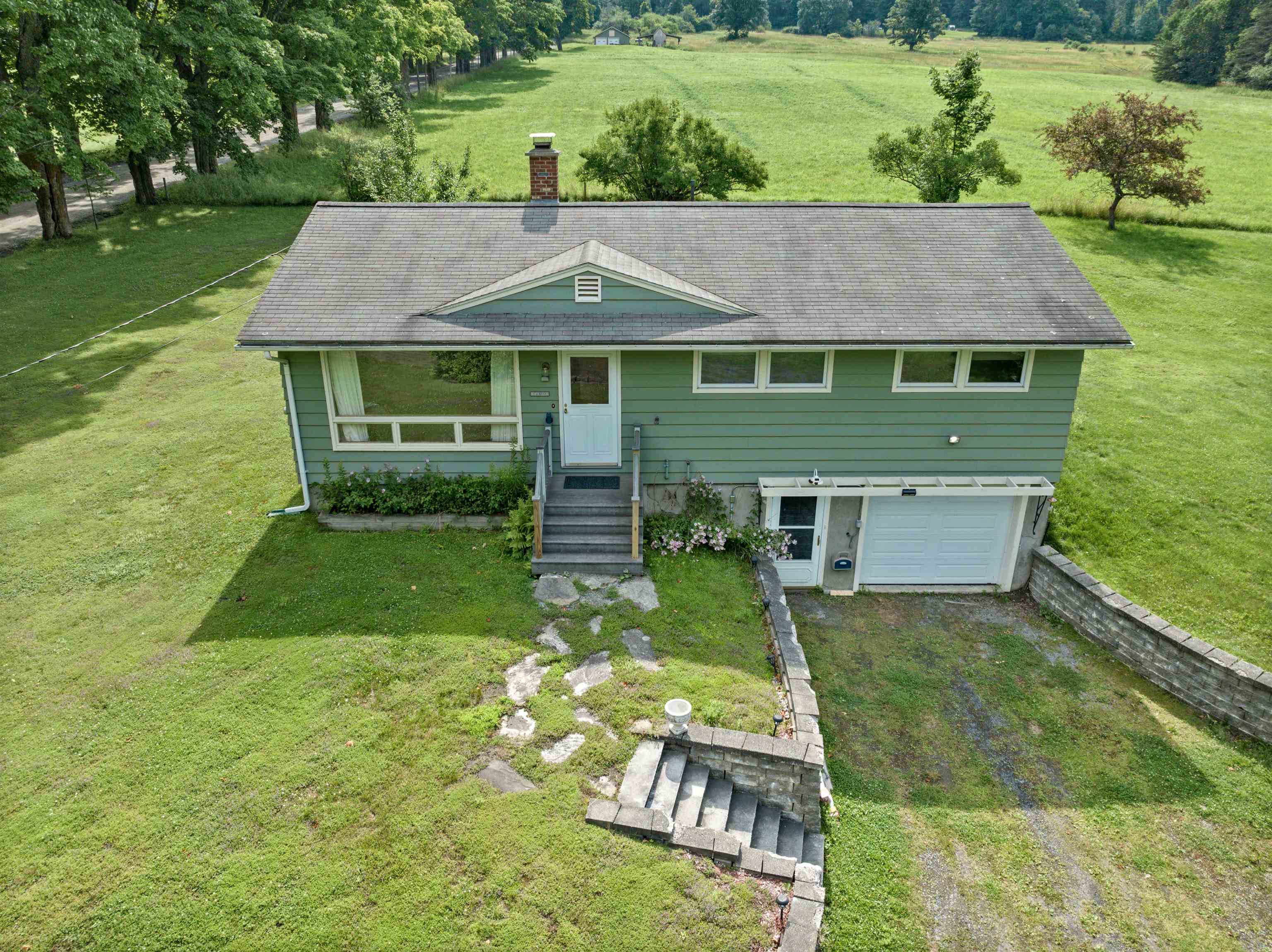 Property Photo: 184 Sunset Road VT 05641