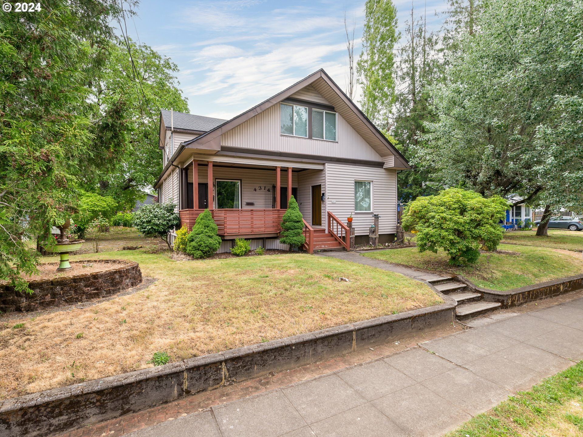 Property Photo:  4314 SE 72nd Ave  OR 97206 