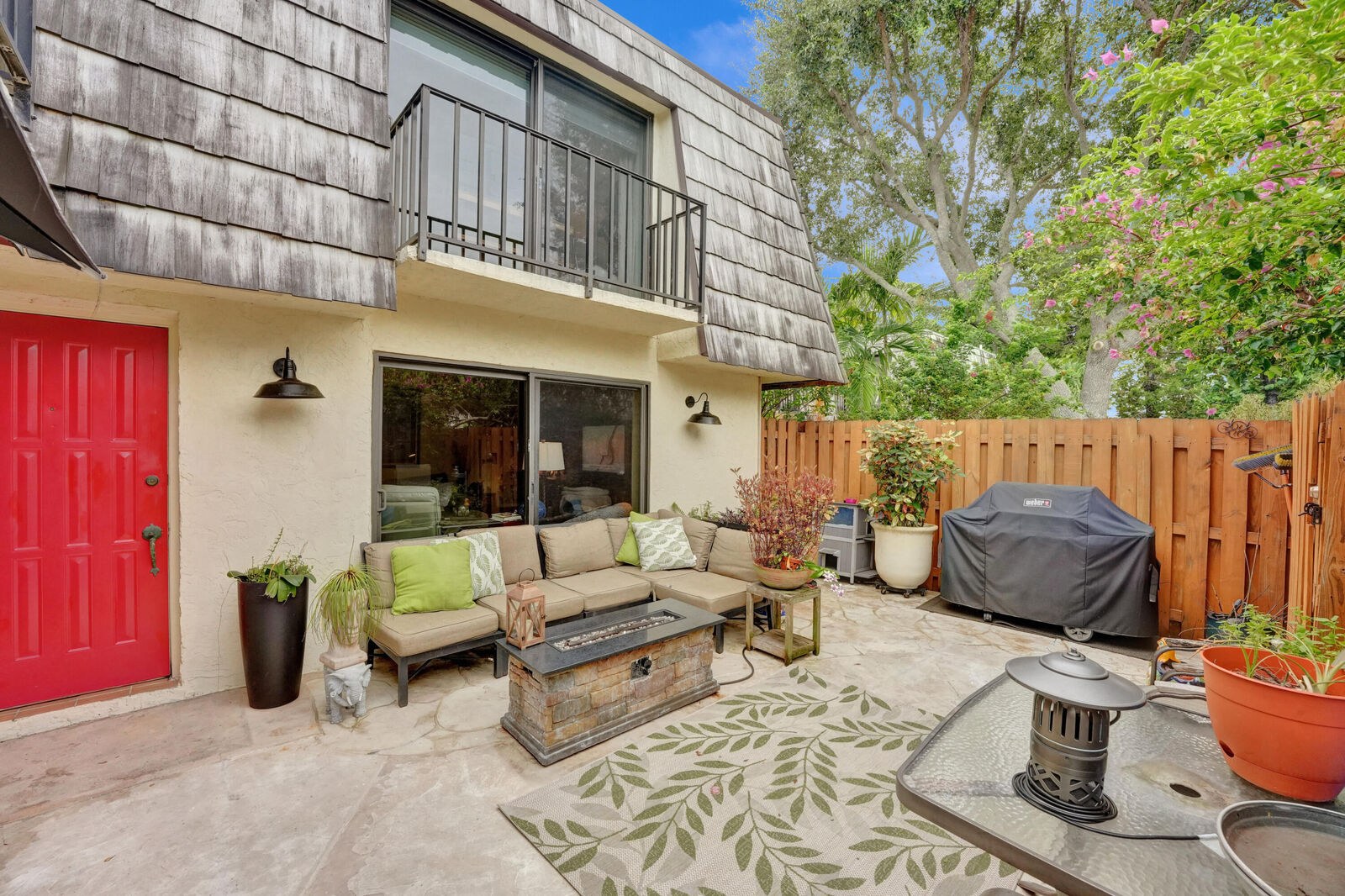 Property Photo: 1720 Forest Lakes Circle D FL 33406