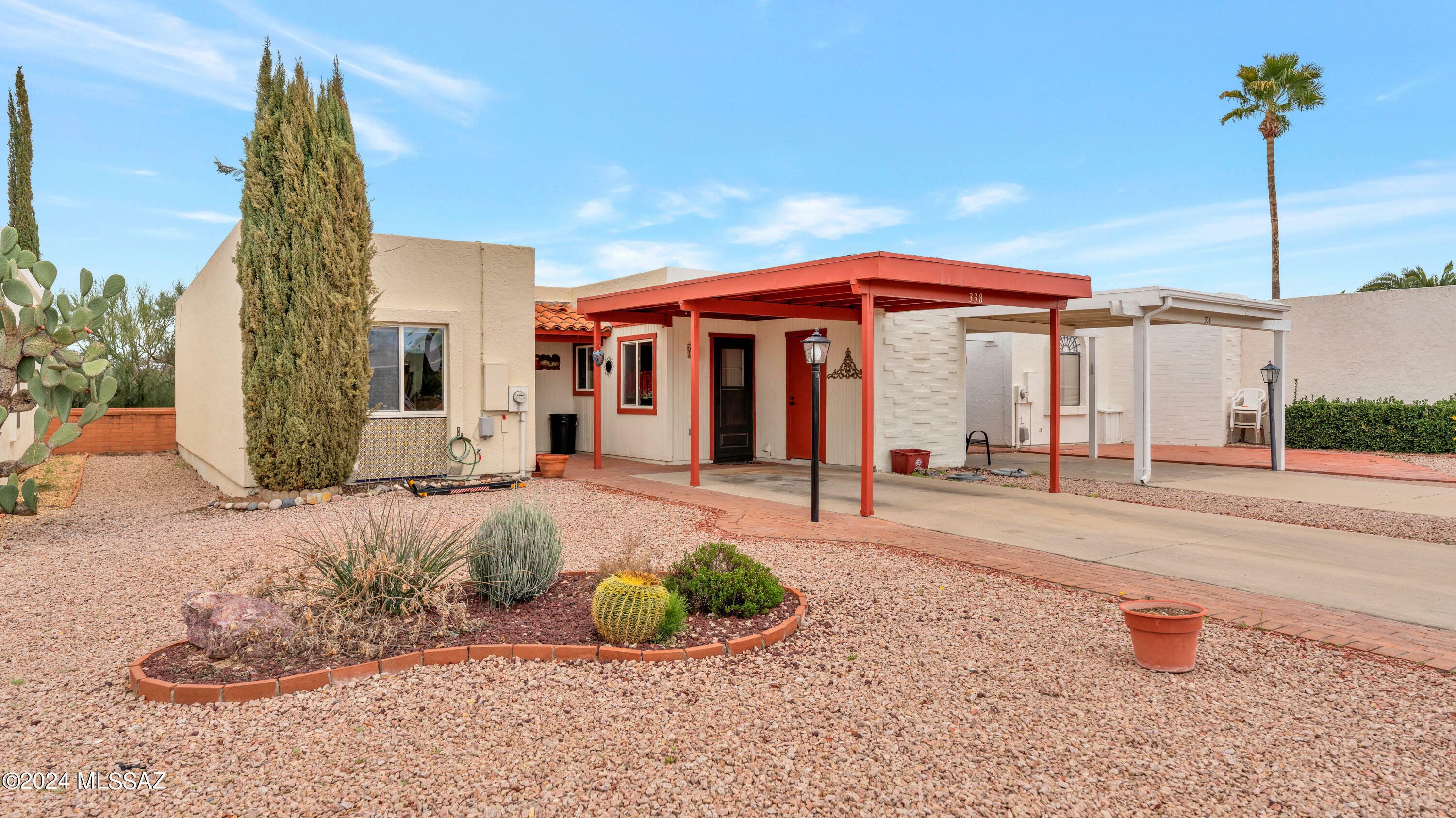 Property Photo:  338 N Calle Del Chancero  AZ 85614 