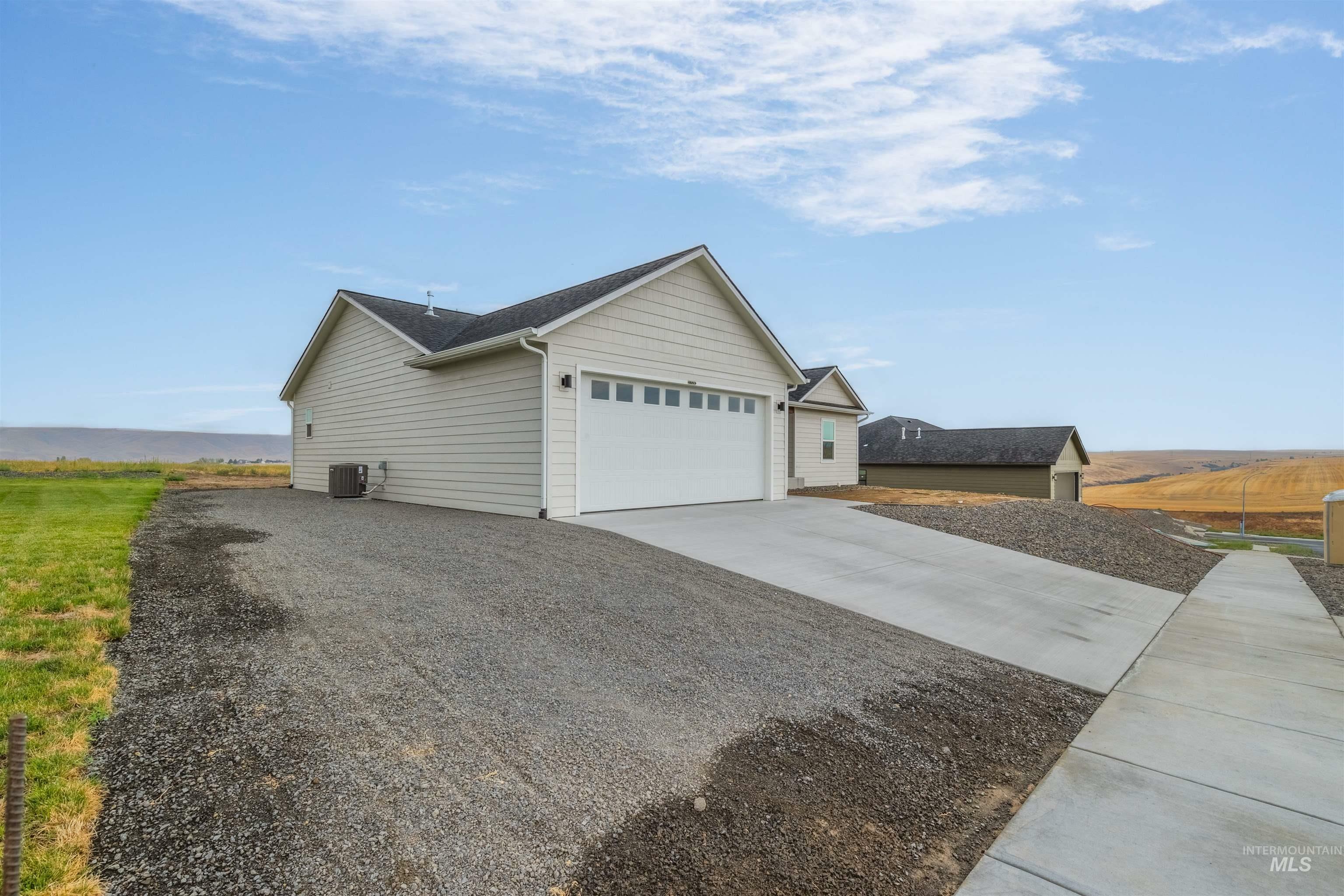 Property Photo:  1729 Golden Hills Drive  ID 83501 