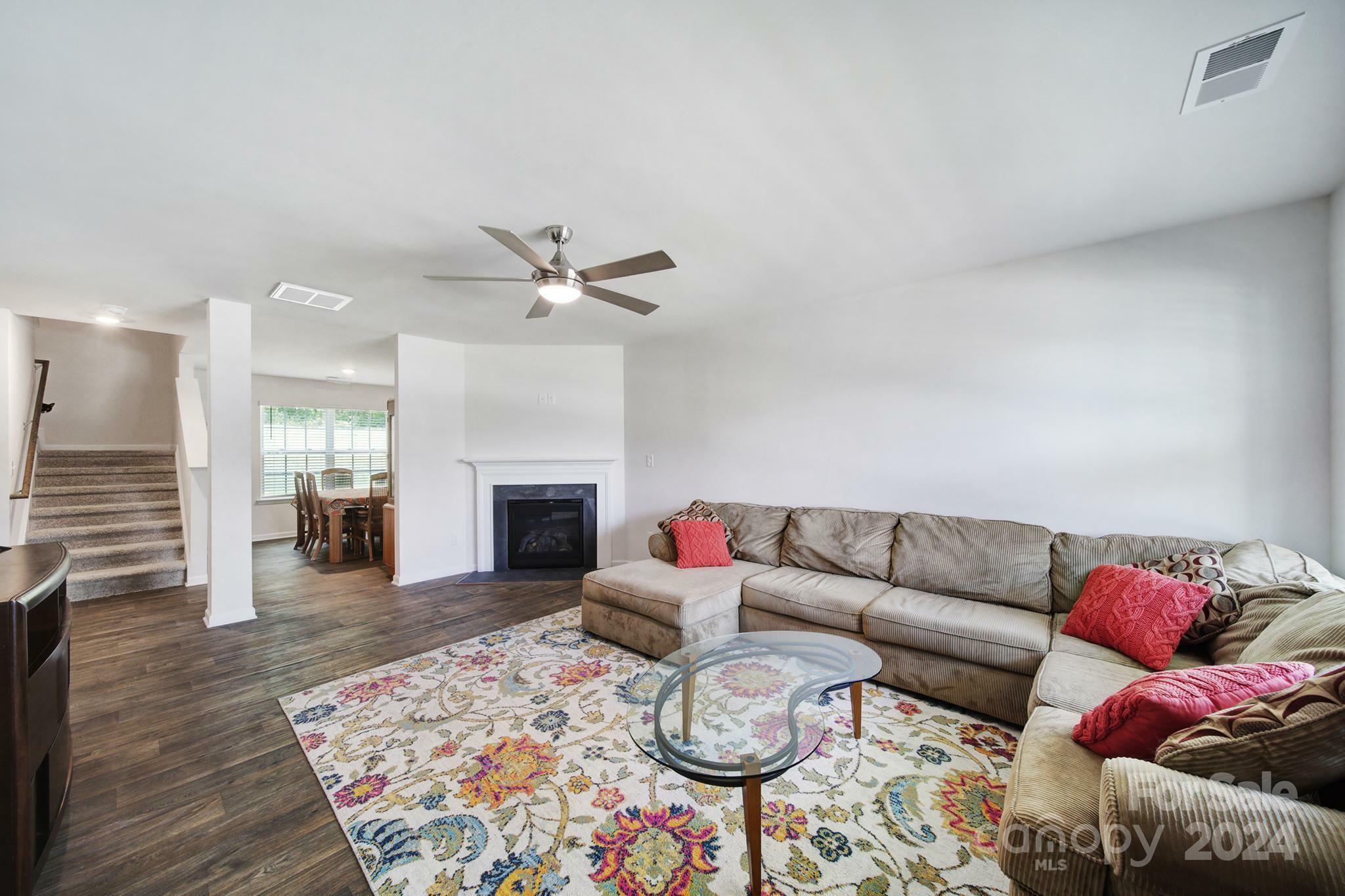 Property Photo:  7117 Finnigan Road  NC 28215 