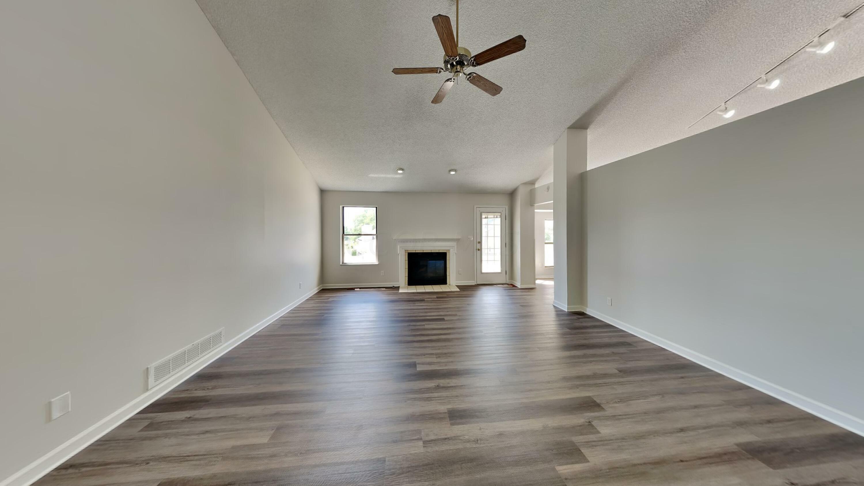 Property Photo:  4343 Boulder Creek Drive  OH 43230 