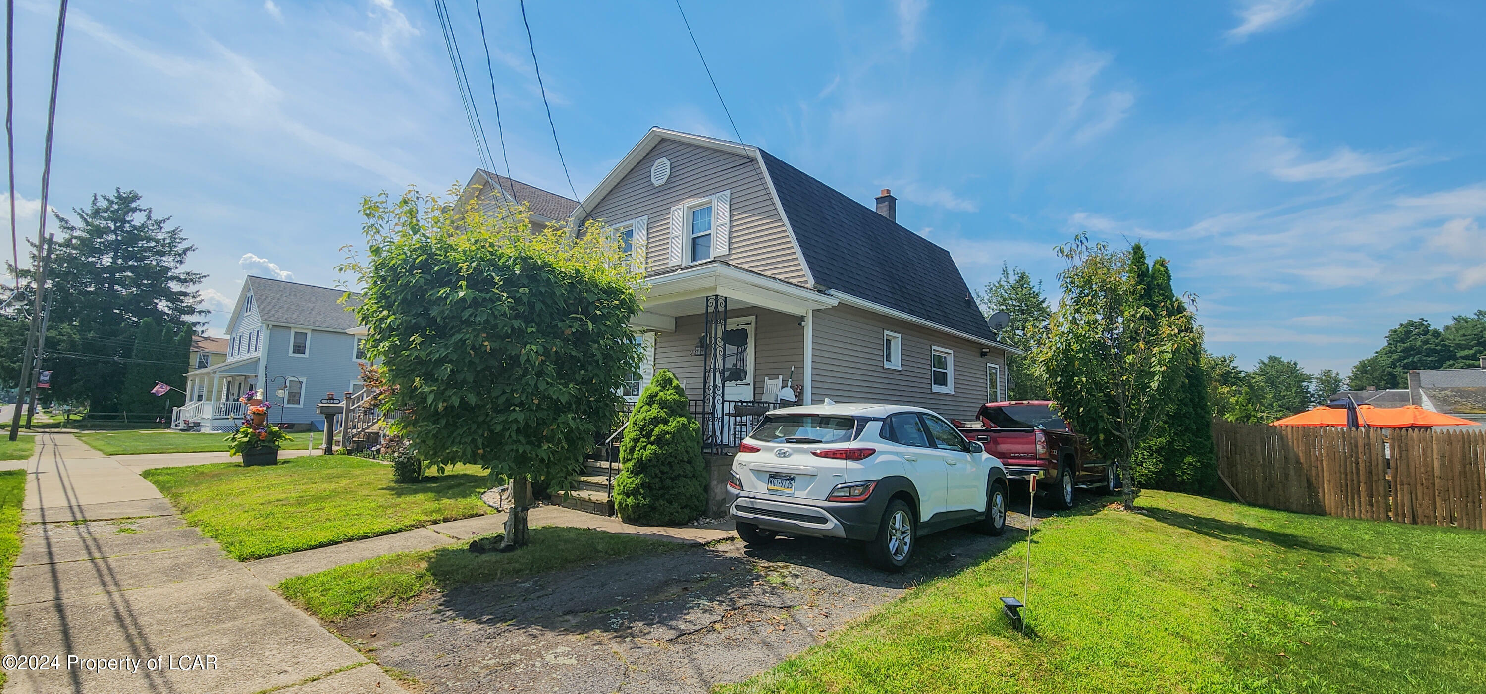 Property Photo:  204 Dennison St  PA 18704 