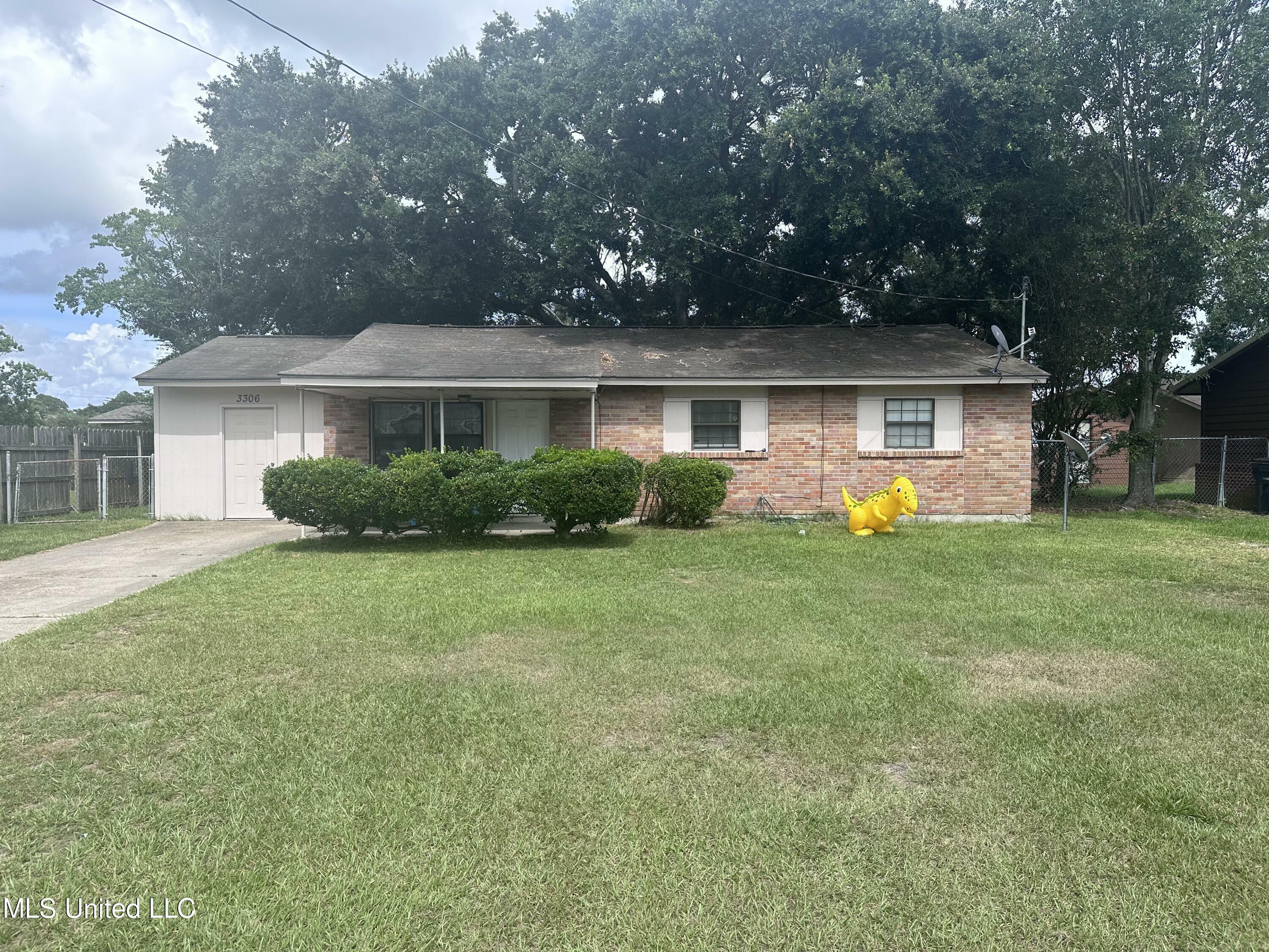 Property Photo:  3306 Wesley Street  MS 39567 