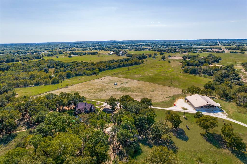 Property Photo:  1510 Hawkins Road  TX 76273 