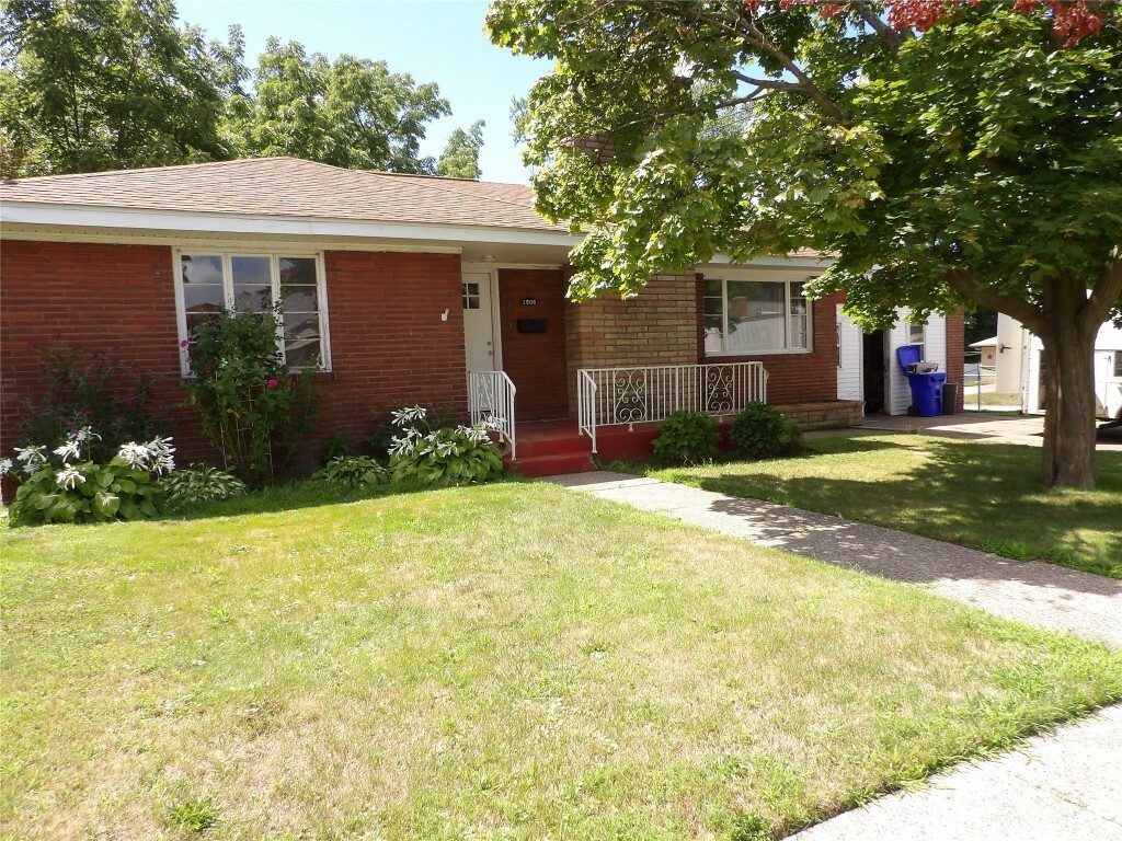 Property Photo:  1906 Union Avenue  PA 16510 