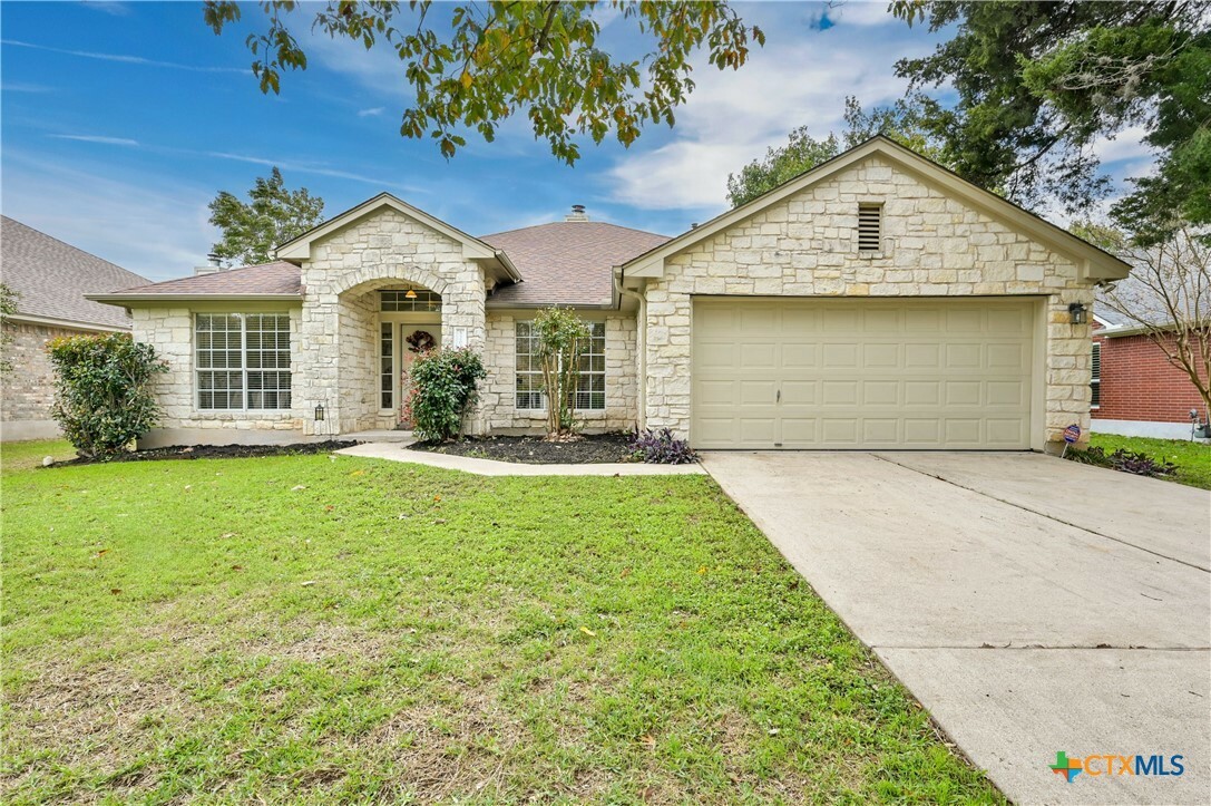 Property Photo:  5205 McDade Drive  TX 78735 