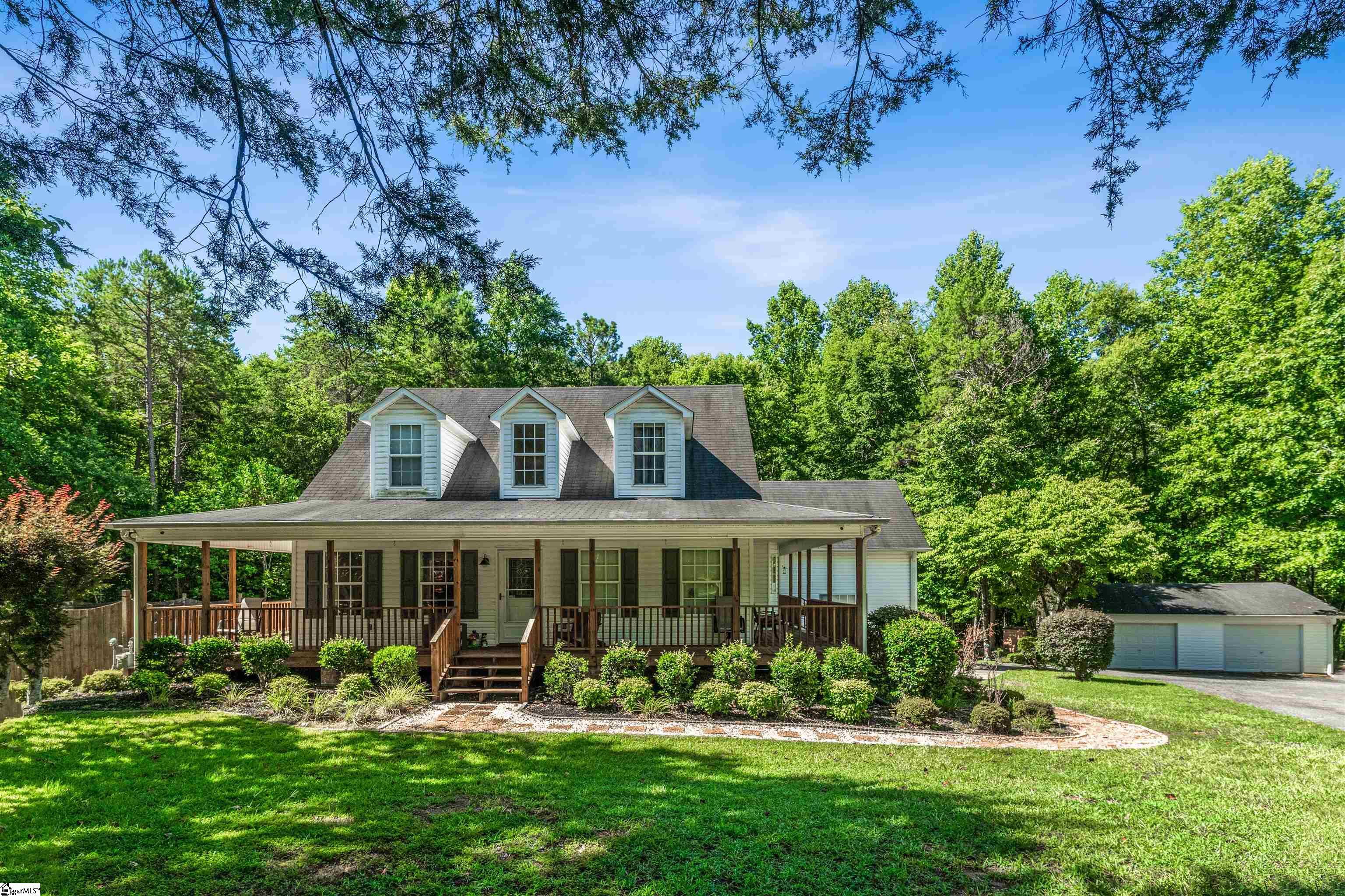 Property Photo: 197 Hickory Road SC 29697