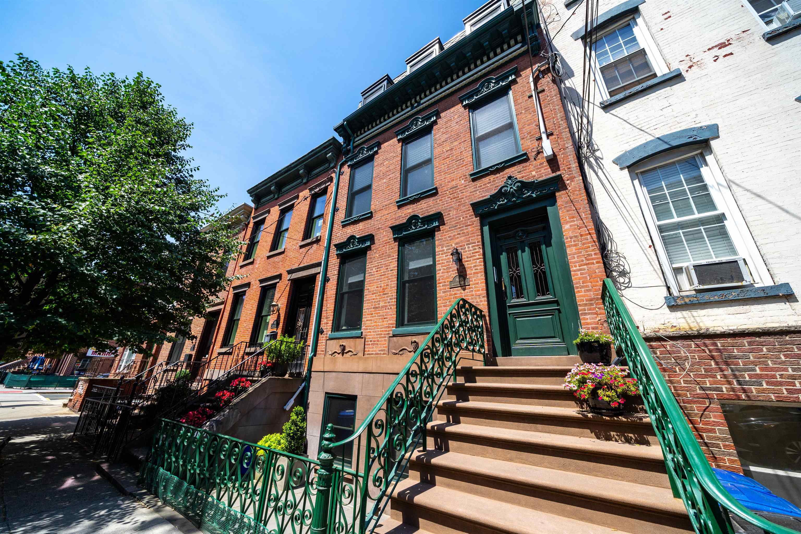 Property Photo: 806 Garden St 2 NJ 07030