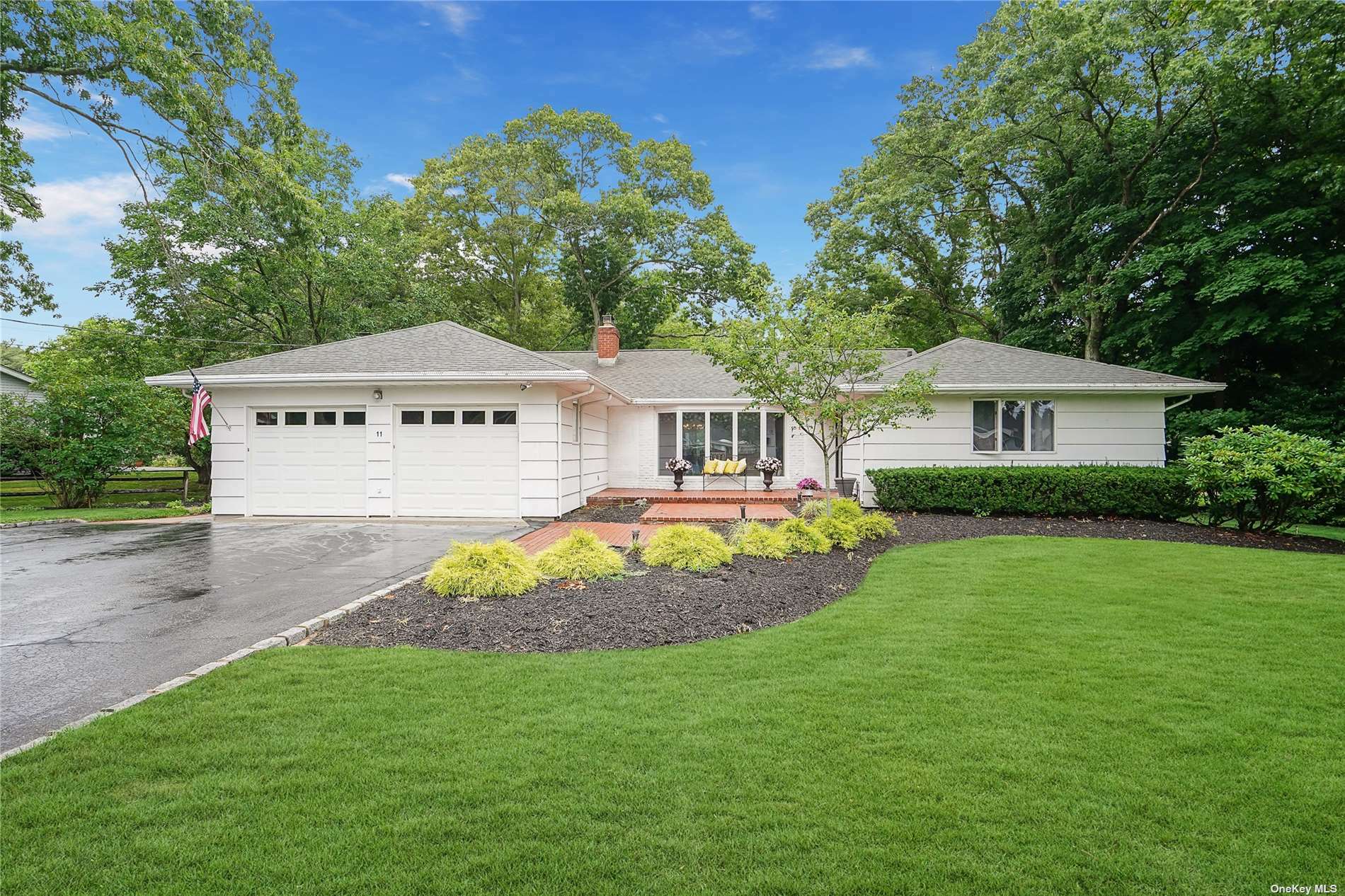 Property Photo:  11 S Pinelake Drive  NY 11772 