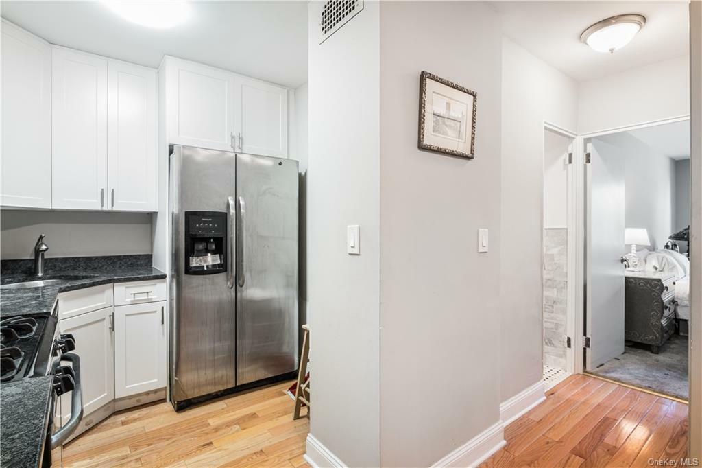 Property Photo:  5700 Arlington Avenue 2A  NY 10471 