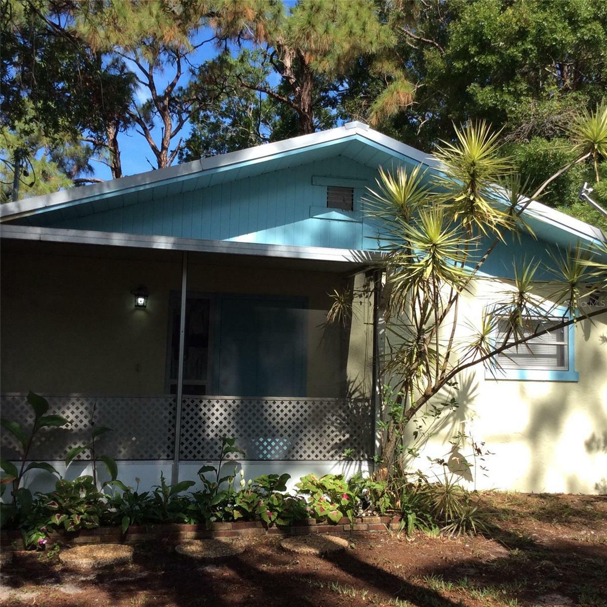 Property Photo:  4020 Murdock Avenue  FL 34231 