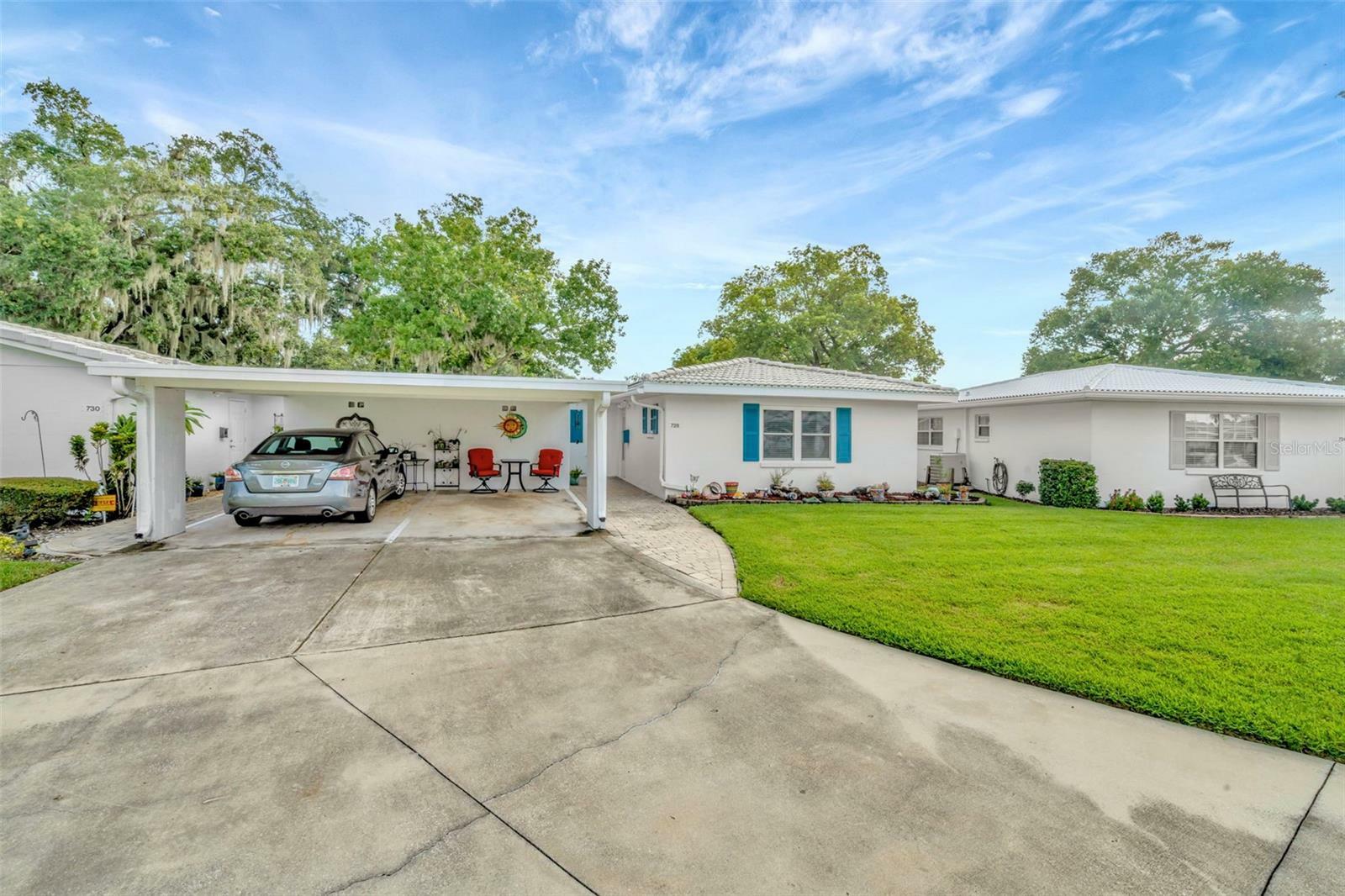 Property Photo: 728 Barber Circle 728 FL 33803