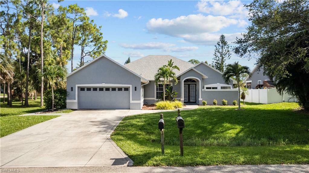 Property Photo: 10581 Landau Ln FL 34135