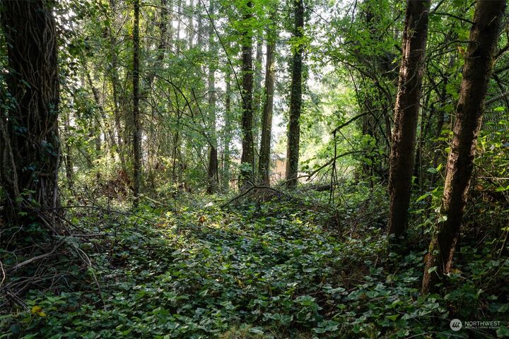 Property Photo:  15000 59th Place NE  WA 98028 