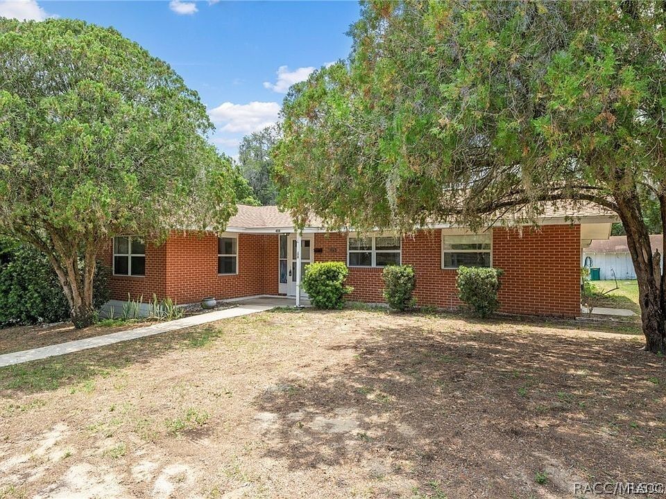 Property Photo:  408 S Apopka Avenue  FL 34452 