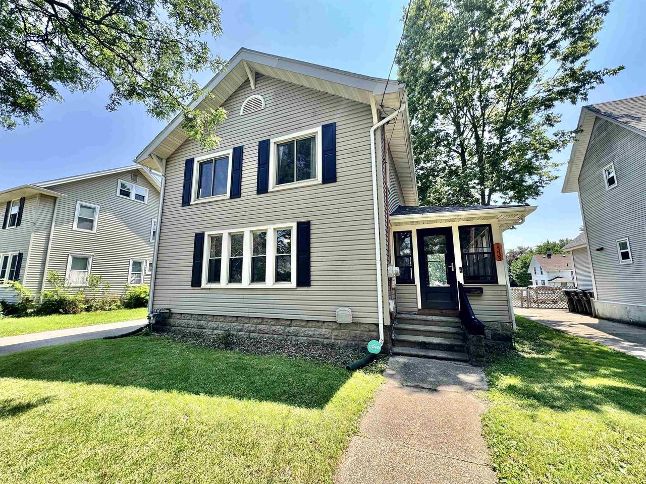Property Photo: 1333 Prairie Avenue WI 53511