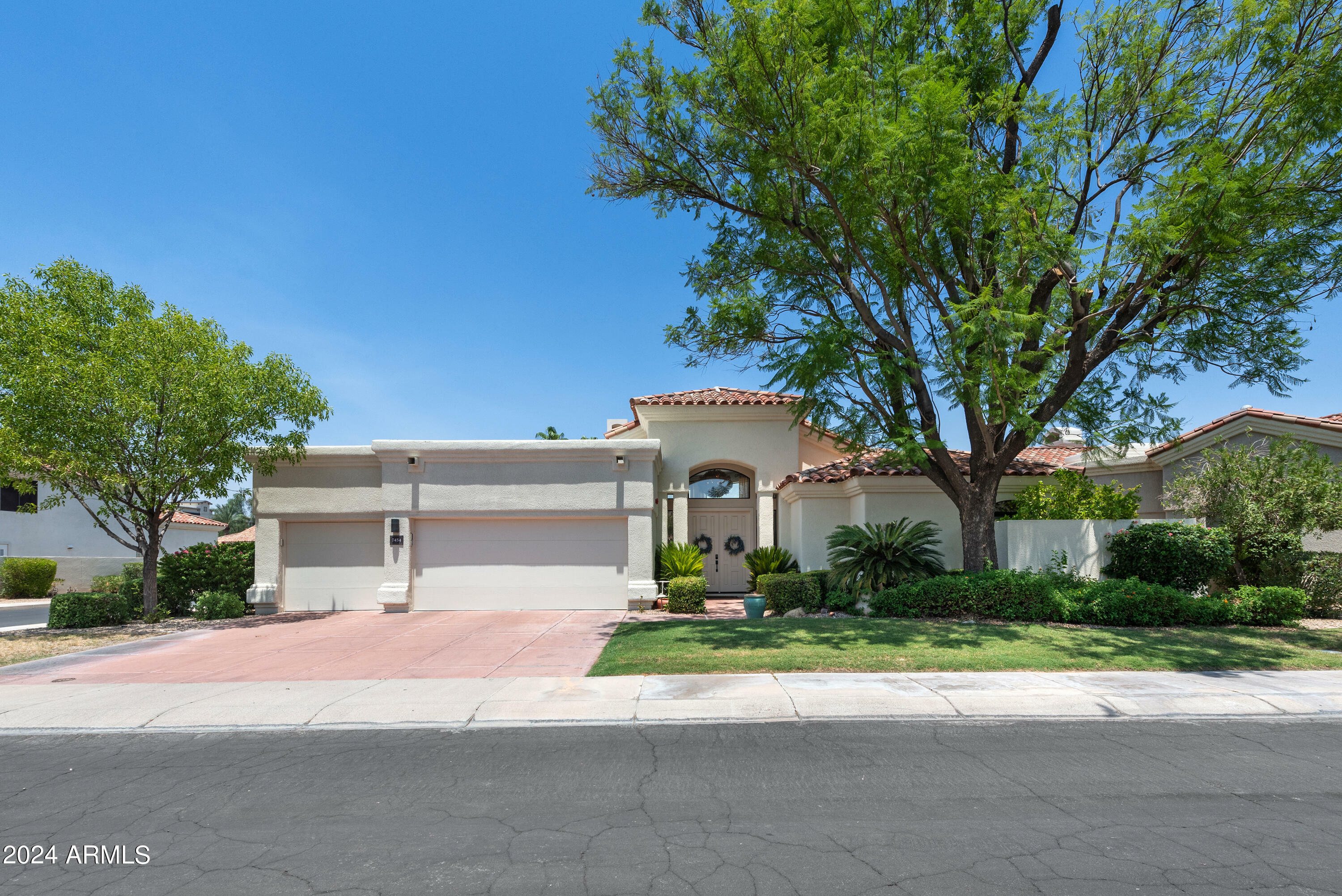 Property Photo:  7454 E Cochise Road  AZ 85258 