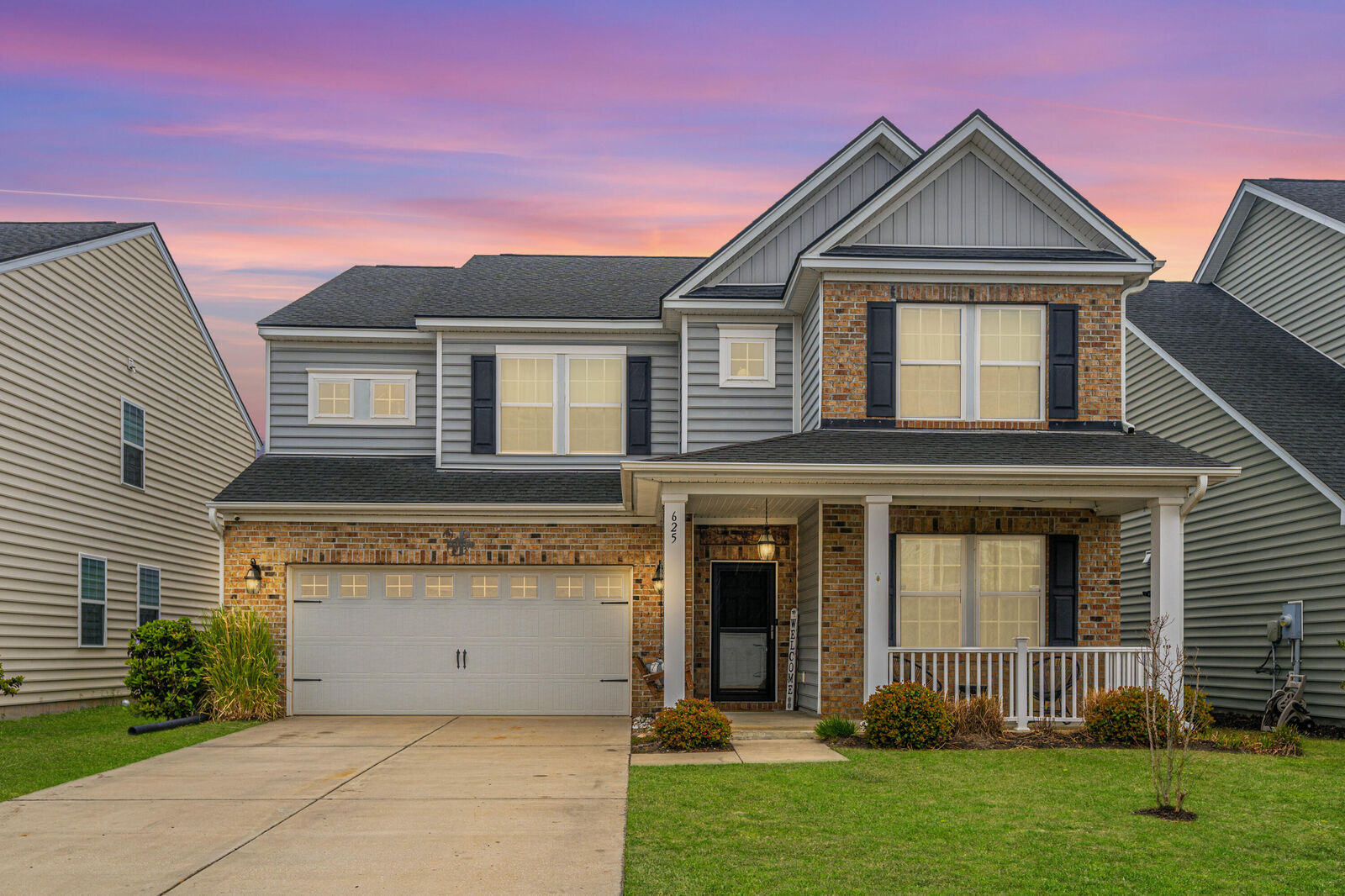 Property Photo: 625 Redbud Lane SC 29486