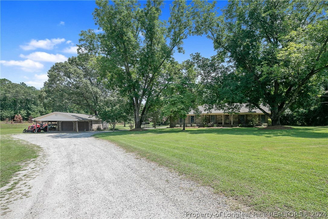 Property Photo: 1537 Clifton McNeill Road NC 28348