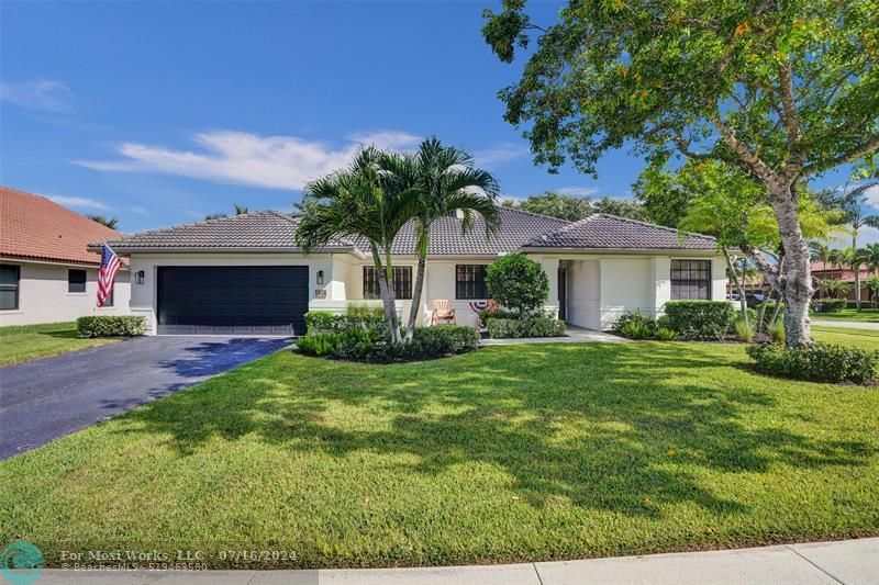 Property Photo: 2844 Morning Glory Cir FL 33328