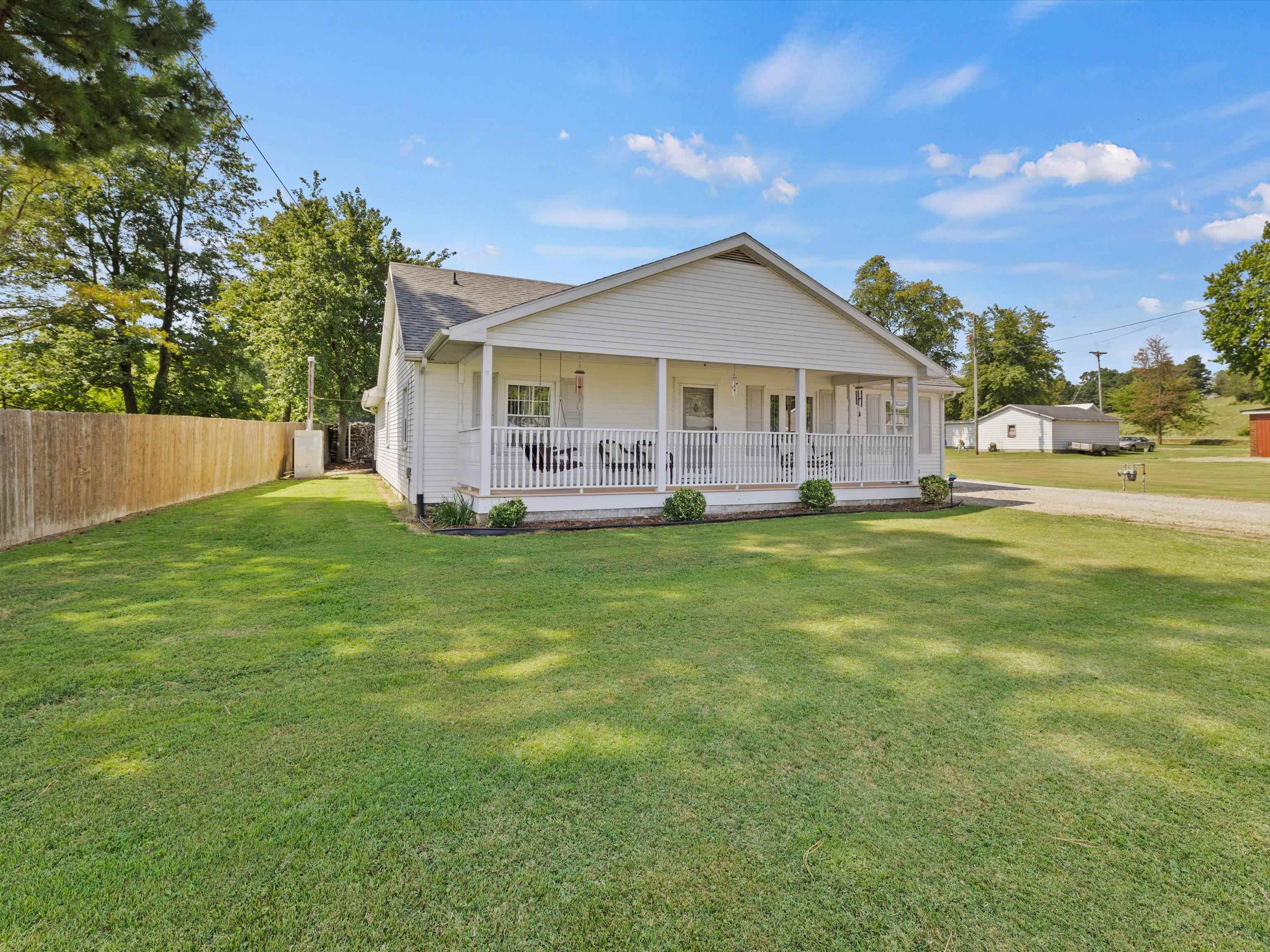 Property Photo:  3616 Burns Rd  KY 42301 