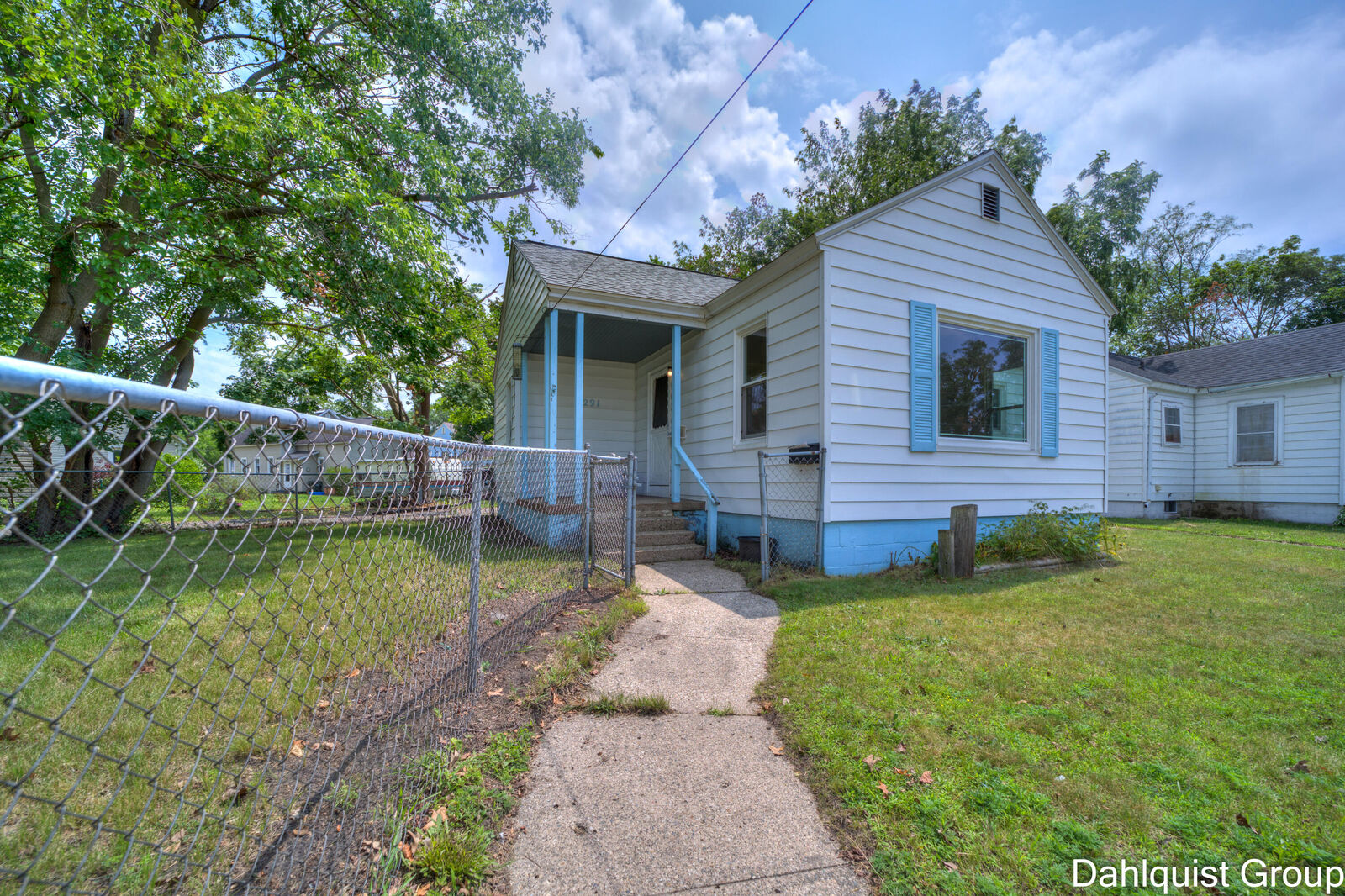 Property Photo: 1291 Montgomery Avenue MI 49441