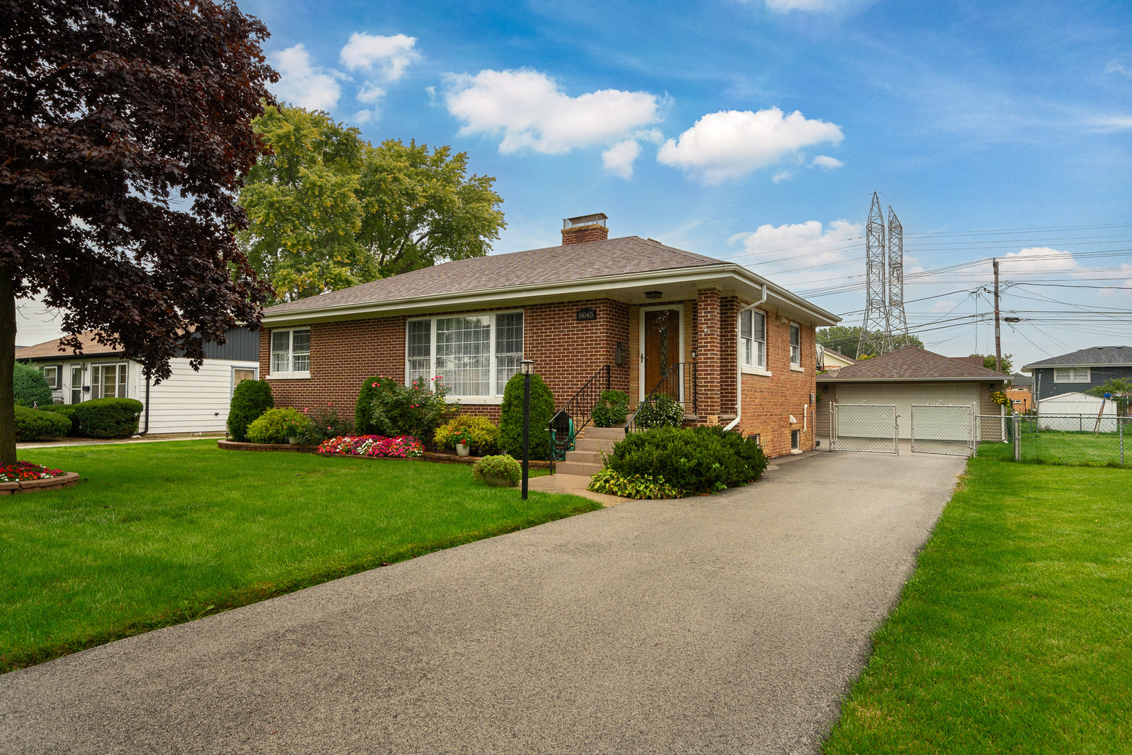 Property Photo:  8045 Newland Avenue  IL 60459 