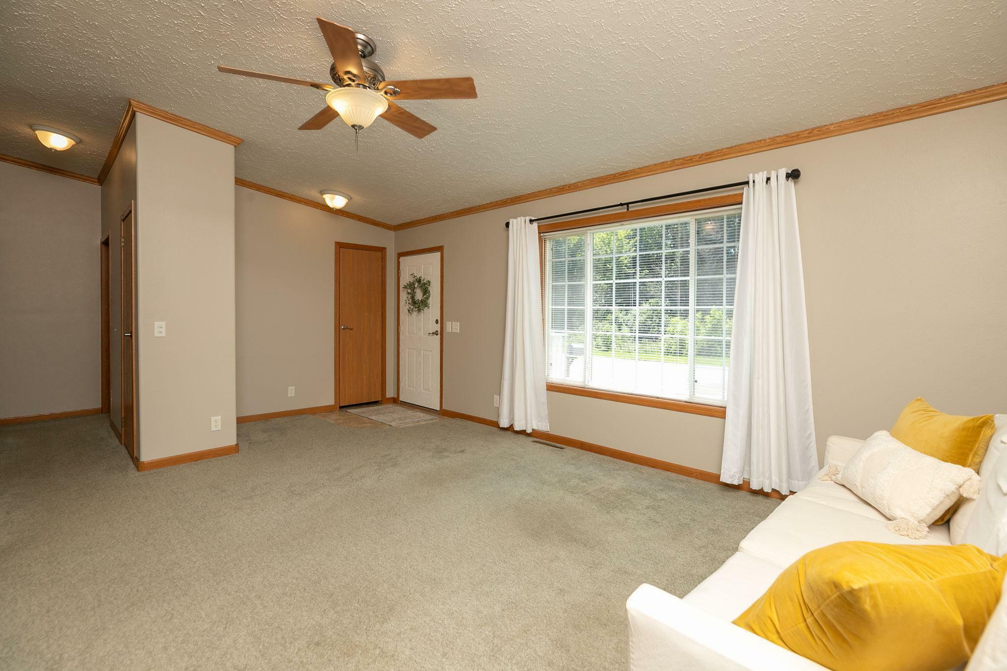 Property Photo:  25 Southfork Drive SE  MN 55944 