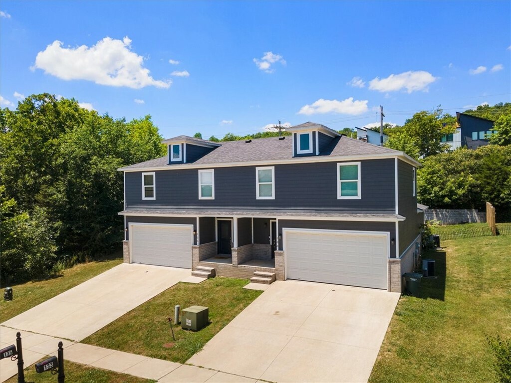 Property Photo: 135 S Pinyon AR 72701