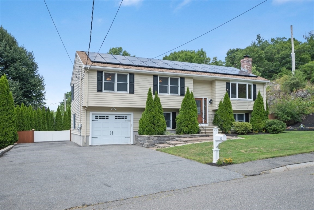 Property Photo: 4 Driftwood Dr MA 01801