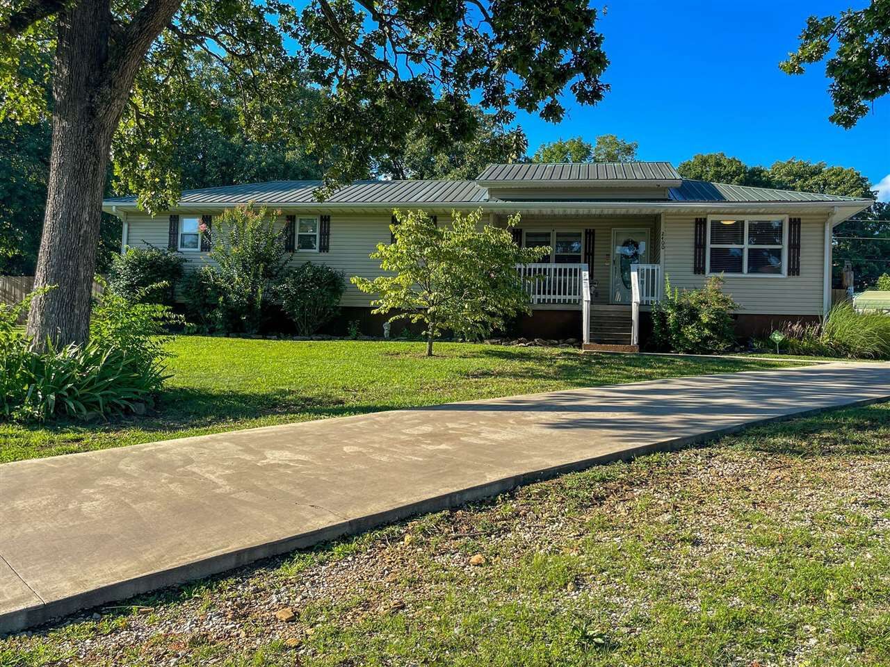 Property Photo: 2400 Blue Level Road KY 42101